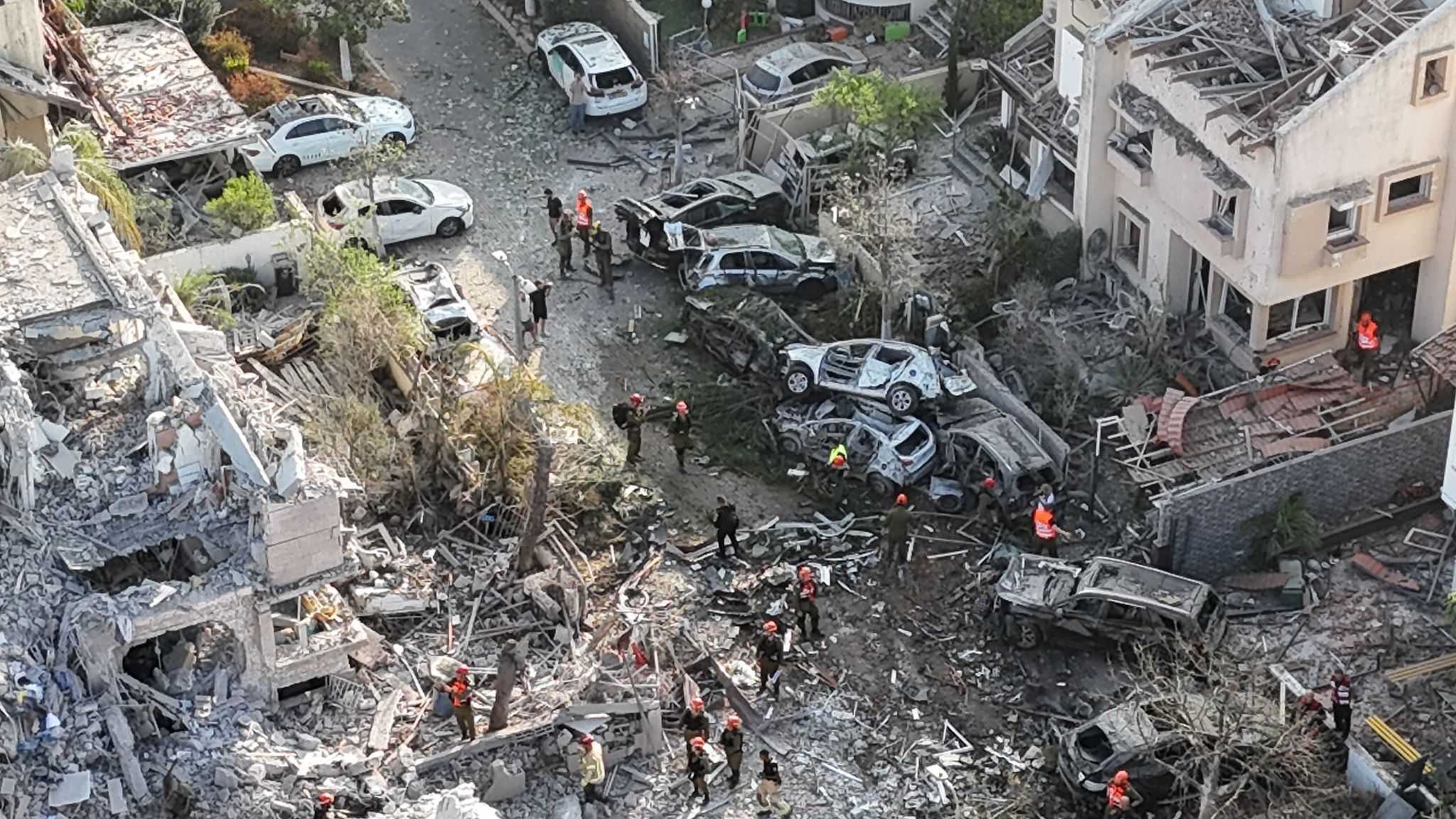 Lo ngại xung đột Israel - Iran leo thang, nhiều quốc gia l&ecirc;n kế hoạch sơ t&aacute;n c&ocirc;ng d&acirc;n- Ảnh 1.