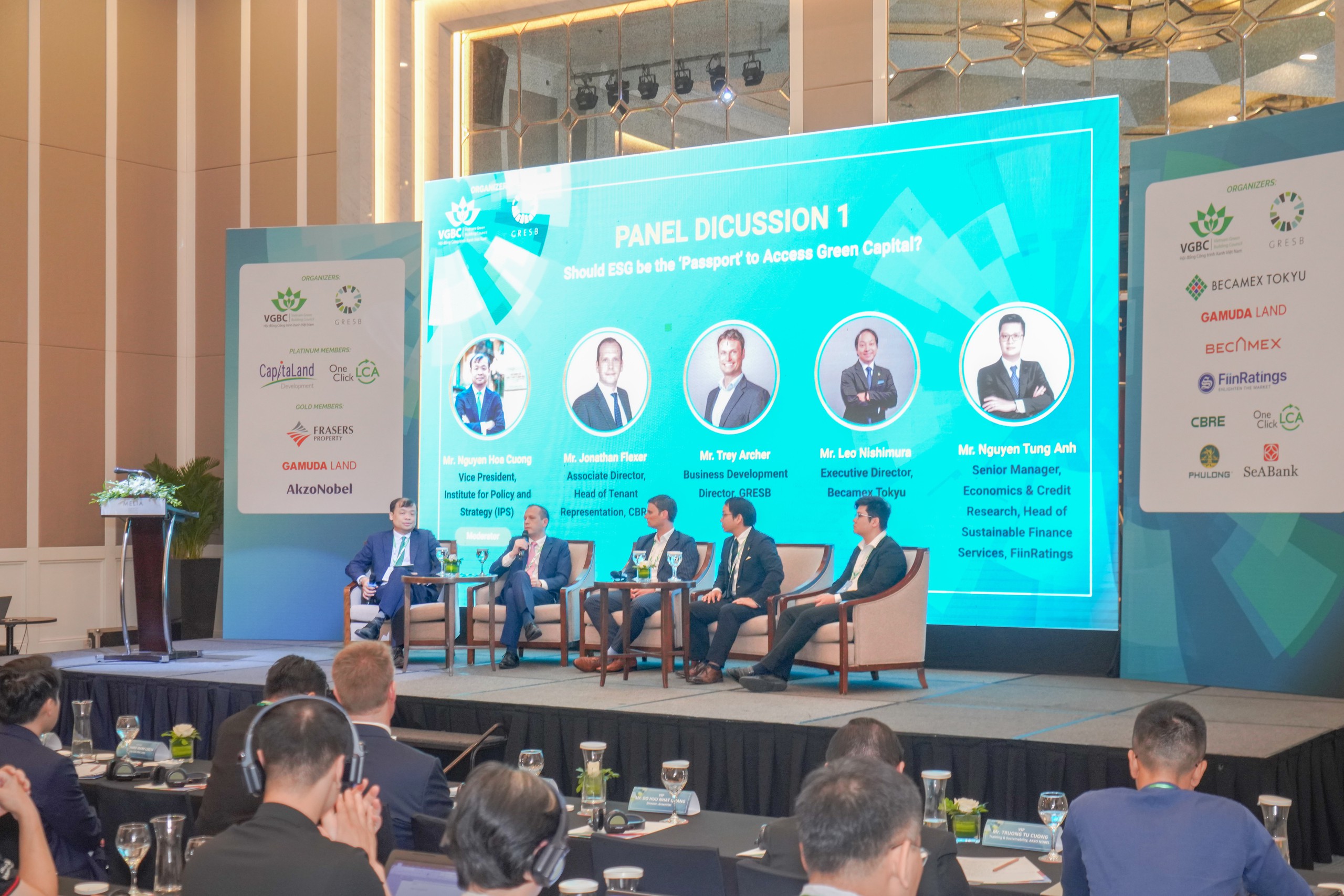 Sự kiện quy tụ hơn 100 người tham dự là đại diện các cơ quan quản lý, tổ chức tài chính quốc tế, nhà đầu tư và doanh nghiệp bất động sản. Sự kiện quy tụ hơn 100 người tham dự là đại diện các cơ quan quản lý, tổ chức tài chính quốc tế, nhà đầu tư và doanh nghiệp bất động sản.