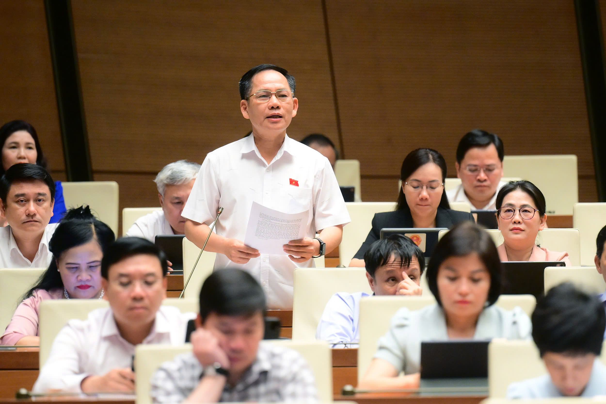 ĐBQH: Dự &aacute;n TOD dọc đường sắt n&ecirc;n do Nh&agrave; nước đầu tư- Ảnh 2.