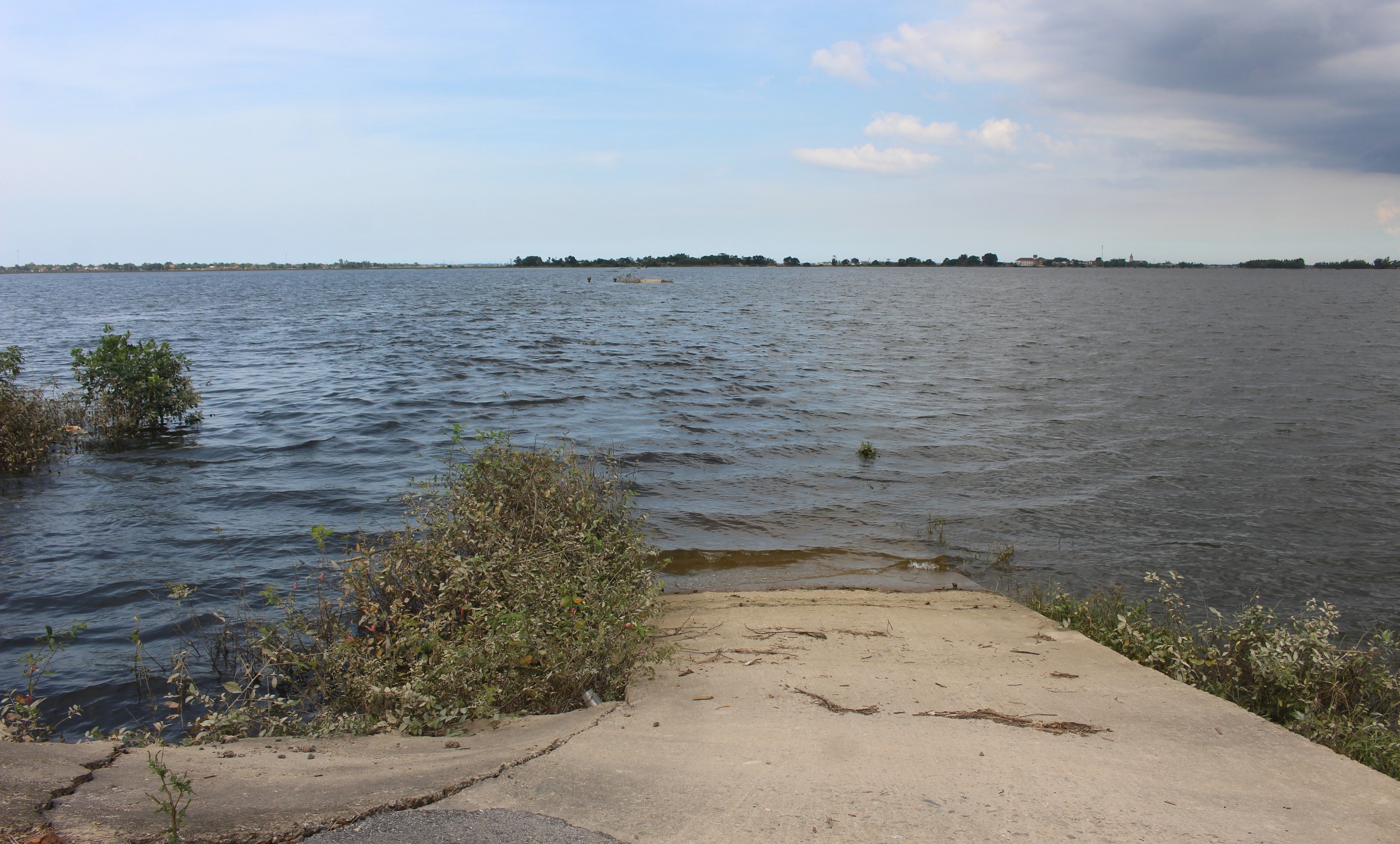 Mưa lũ dị thường gây thiệt hại nặng, Quảng Trị công bố tình huống khẩn cấp thiên tai- Ảnh 9. Mưa lũ dị thường gây thiệt hại nặng, Quảng Trị công bố tình huống khẩn cấp thiên tai- Ảnh 9.