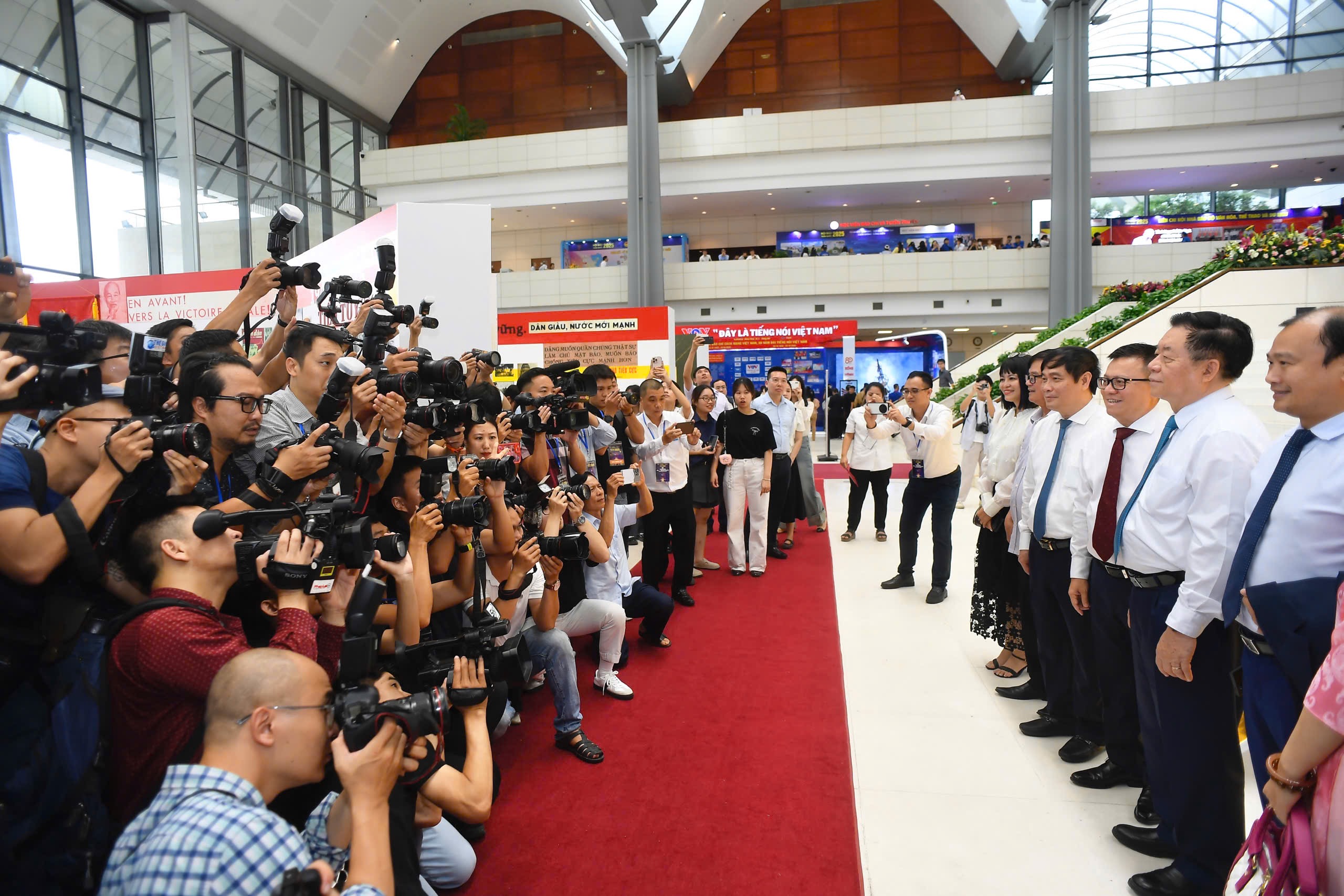 Khai mạc Hội B&aacute;o to&agrave;n quốc năm 2025: Tiếp nối kh&aacute;t vọng vươn xa- Ảnh 1.