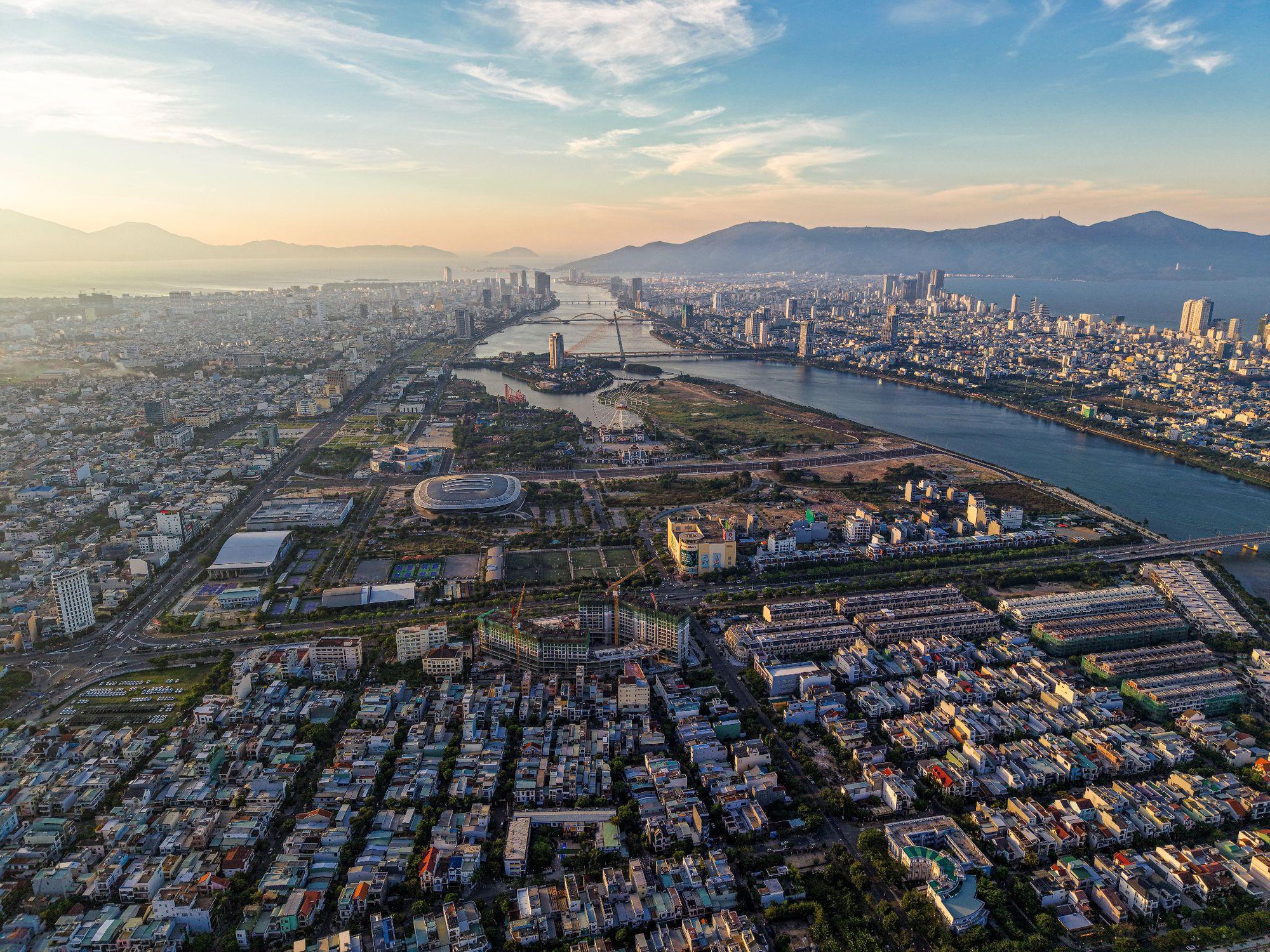 Hạ tầng tỷ USD tăng sức h&uacute;t cho bất động sản nh&agrave; ở Đ&agrave; Nẵng- Ảnh 1.