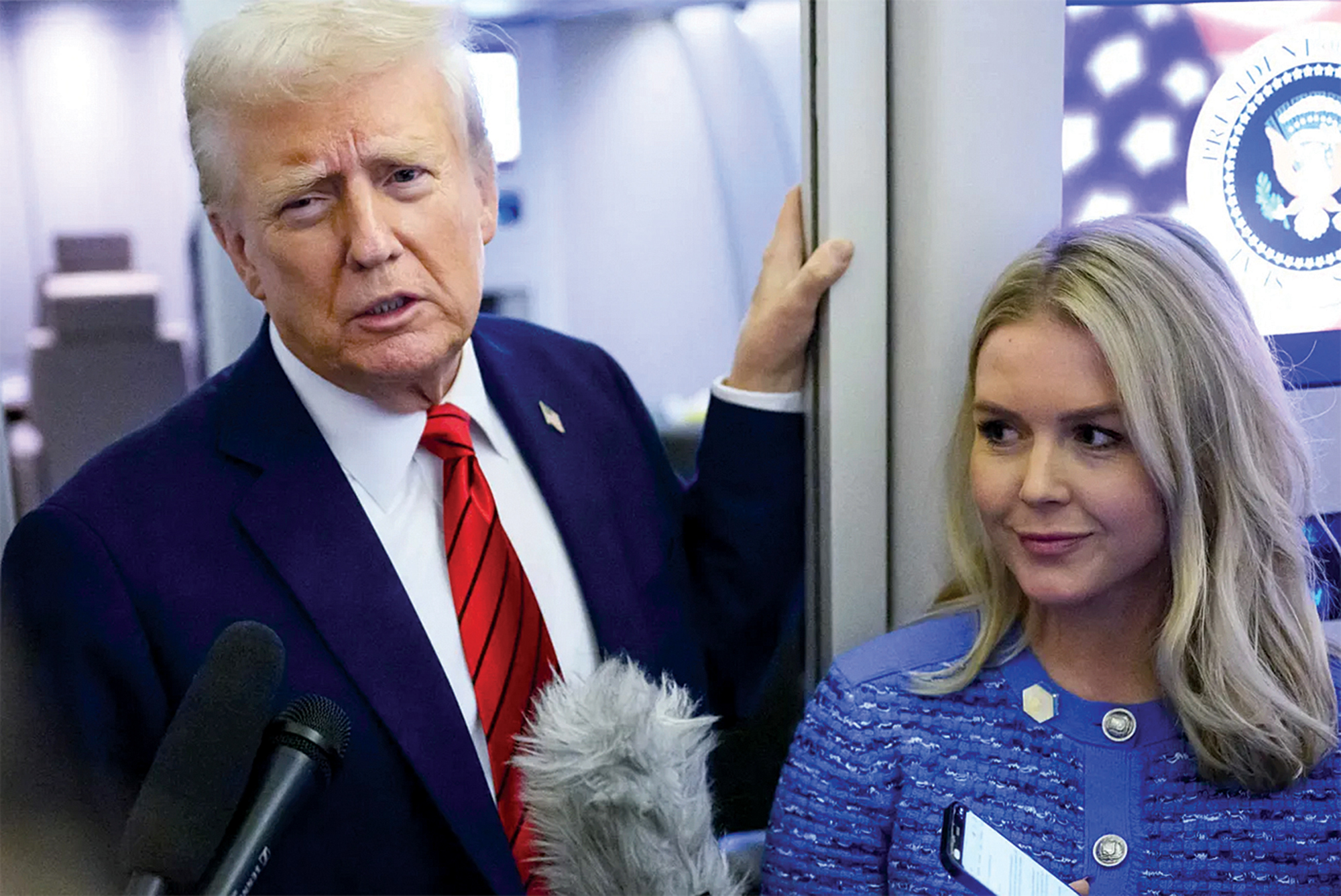 Hành trình trở thành thư ký báo chí Nhà Trắng trẻ nhất lịch sử- Ảnh 3. Hành trình trở thành thư ký báo chí Nhà Trắng trẻ nhất lịch sử- Ảnh 3.