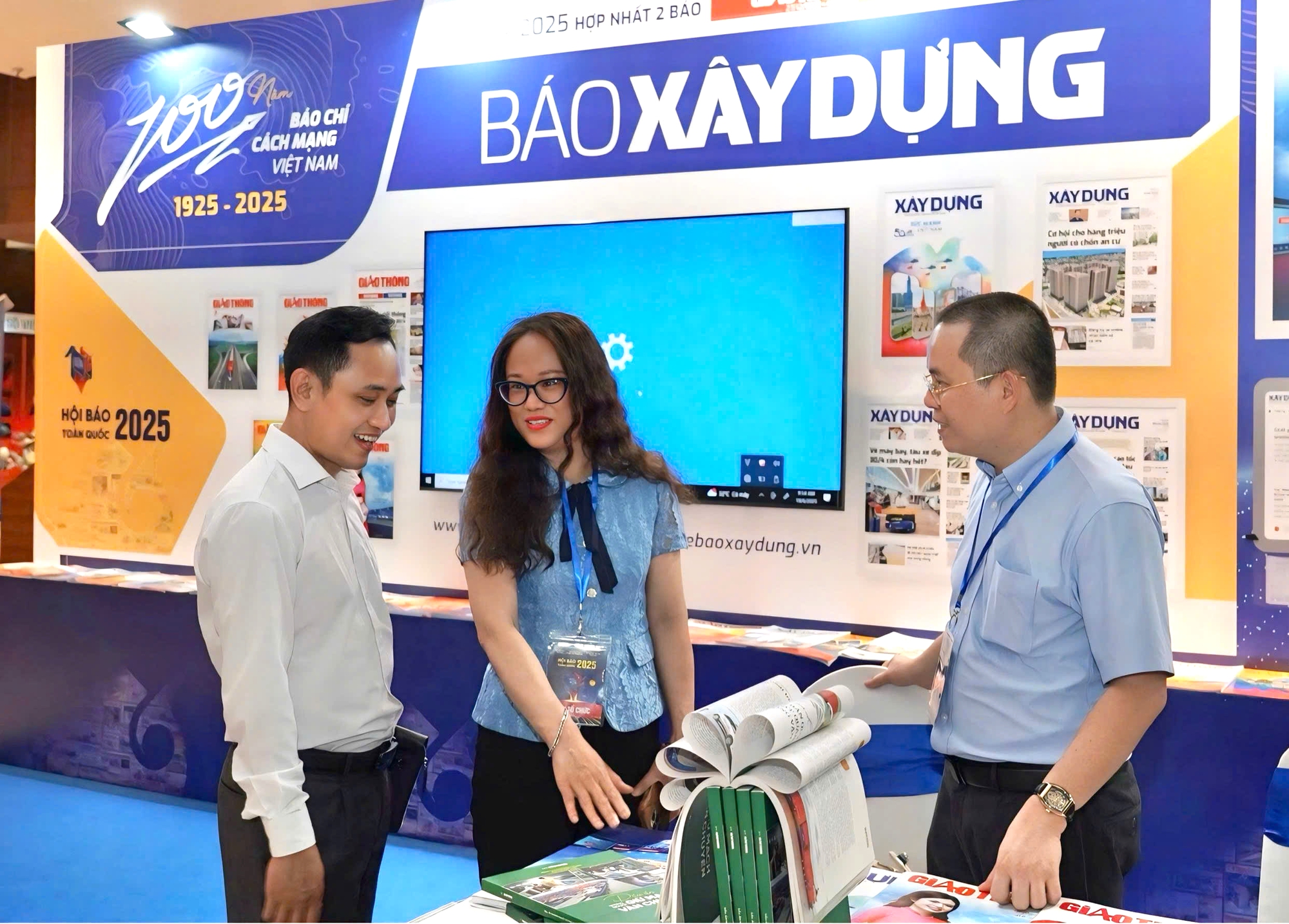 Toàn cảnh lễ khai mạc Hội Báo toàn quốc 2025- Ảnh 9. Toàn cảnh lễ khai mạc Hội Báo toàn quốc 2025- Ảnh 9.