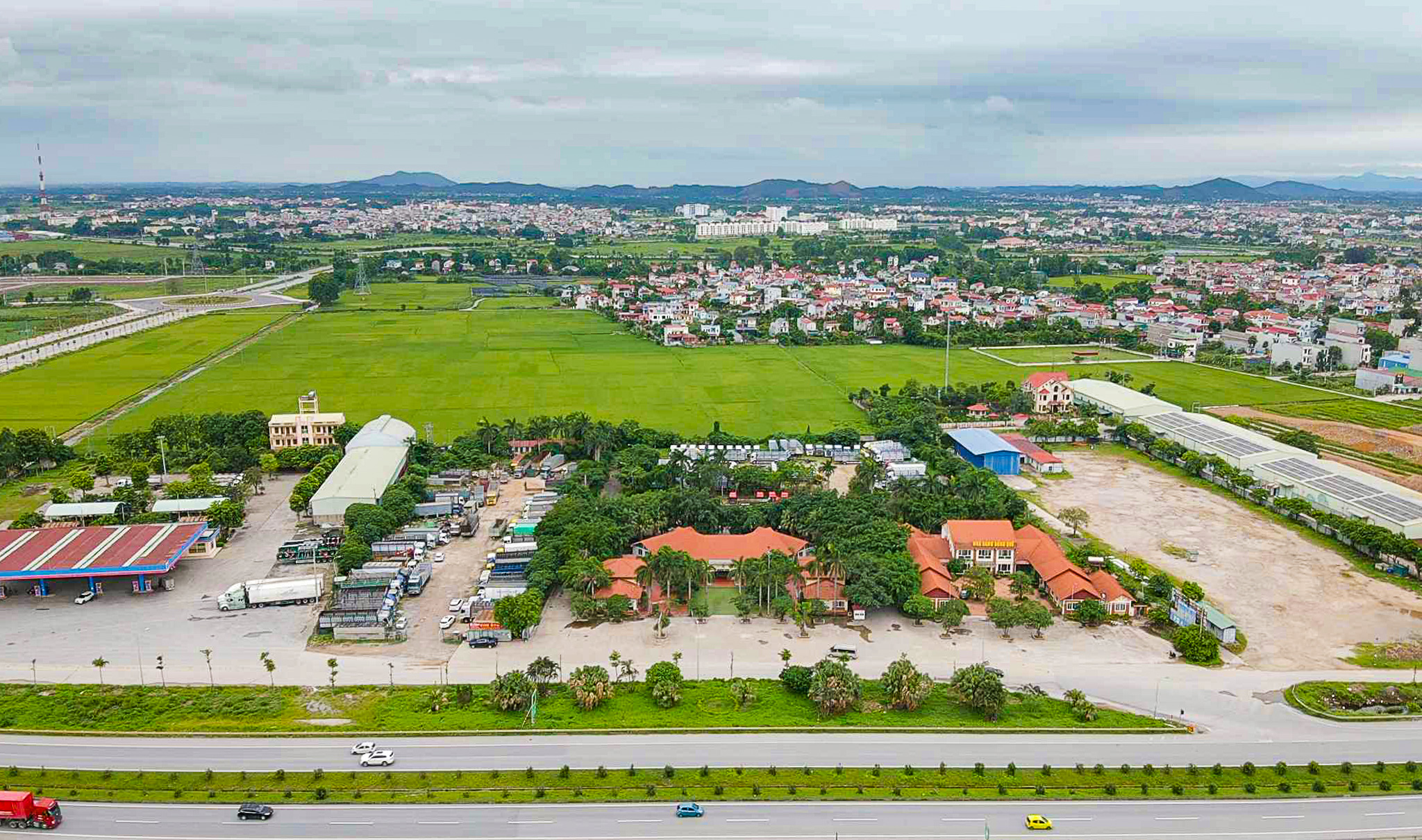 Đ&igrave;u hiu trạm dừng nghỉ Song Kh&ecirc; ở Bắc Giang- Ảnh 1.