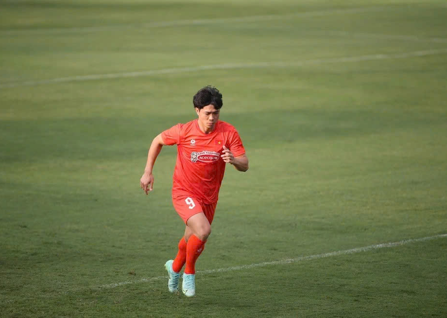 Cơ hội cuối của C&ocirc;ng Phượng ở tuyển Việt Nam?- Ảnh 1.