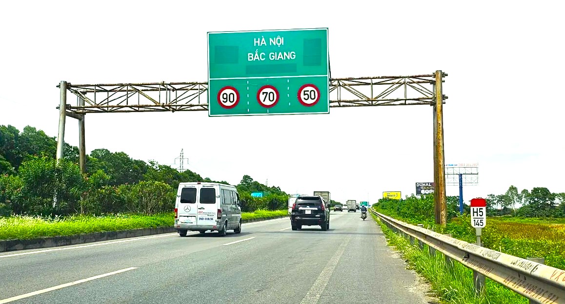 Bộ X&acirc;y dựng phản hồi đề xuất mở rộng cao tốc H&agrave; Nội - Bắc Giang l&ecirc;n 8 l&agrave;n xe- Ảnh 1.