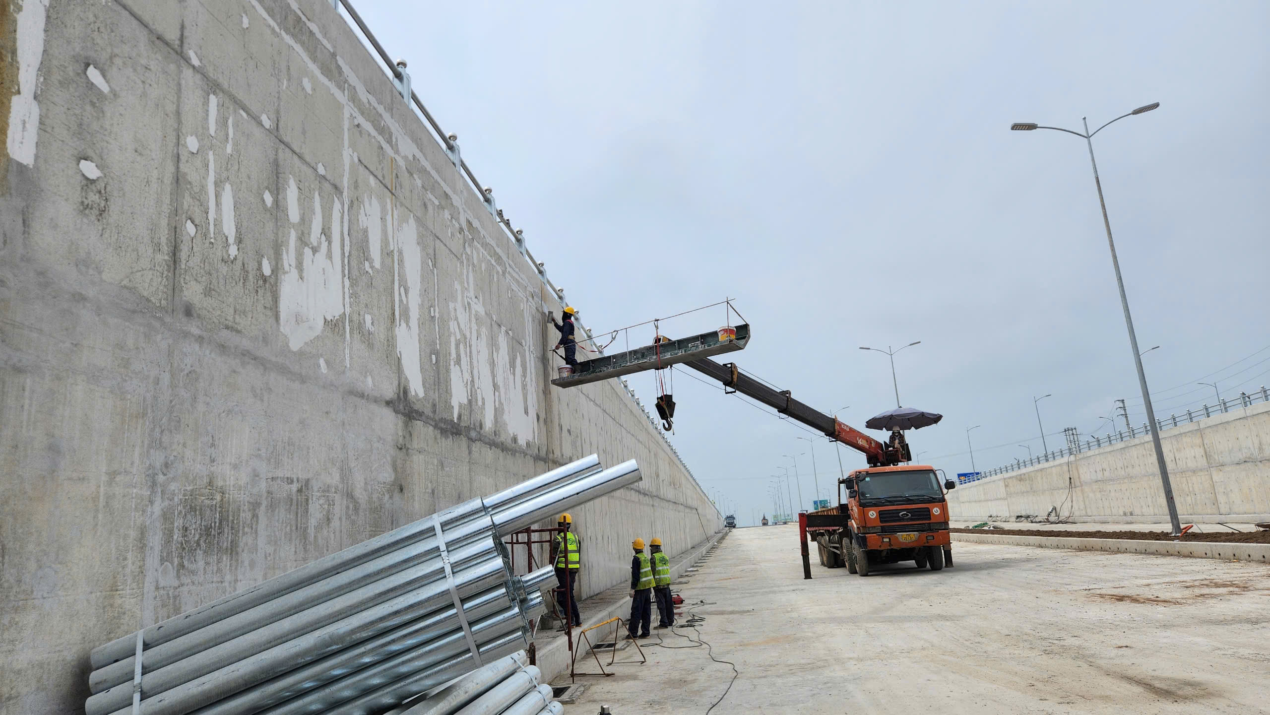 Chạy nước r&uacute;t th&ocirc;ng hầm cao tốc n&uacute;t giao 1.400 tỷ đồng ở H&agrave; Nam trong th&aacute;ng 6- Ảnh 5.