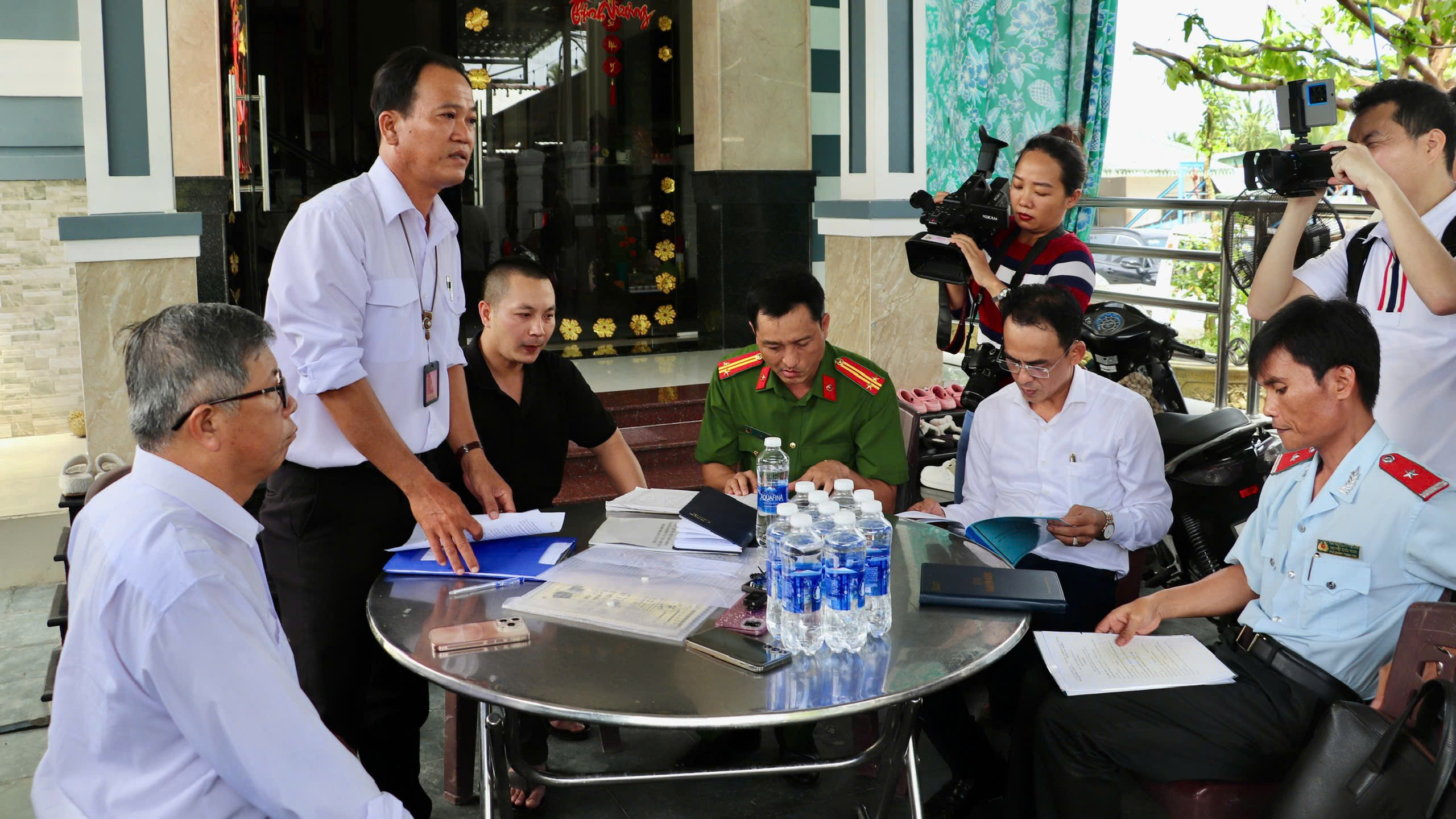 Đại diện cơ sở giết mổ ở Hậu Giang n&oacute;i g&igrave; về bức ảnh tố C&ocirc;ng ty CP b&aacute;n thịt heo bệnh?- Ảnh 1.