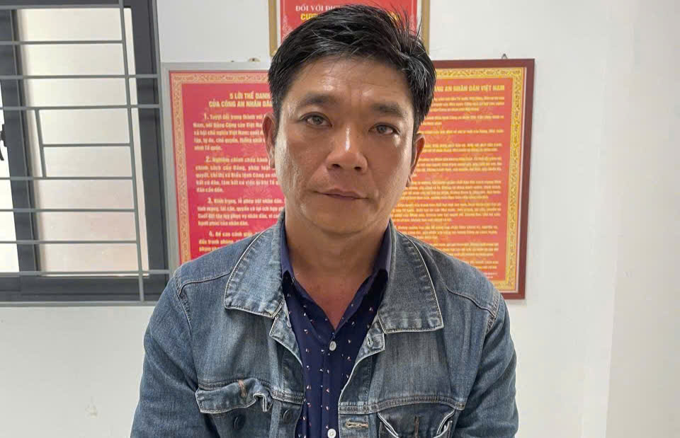 Người đàn ông ở Cần Thơ dùng sổ đỏ giả lừa đảo hơn 4 tỷ đồng- Ảnh 1. Người đàn ông ở Cần Thơ dùng sổ đỏ giả lừa đảo hơn 4 tỷ đồng- Ảnh 1.