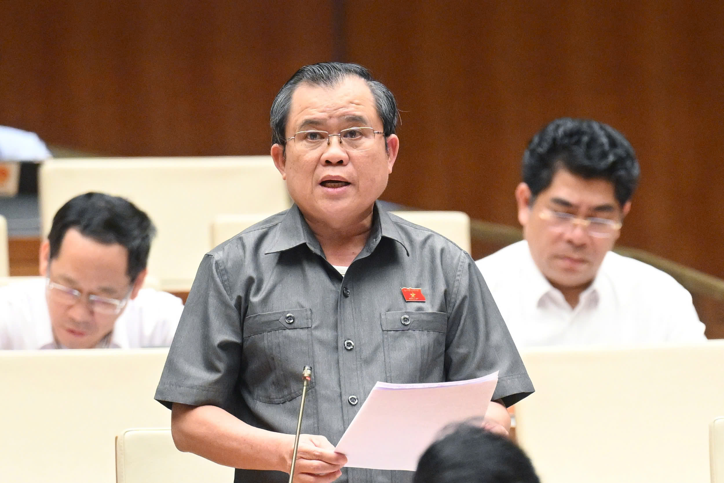 Bộ trưởng Xây dựng: Dự án cấp bách cần cơ chế đặc thù, nếu chờ thủ tục sẽ đội vốn- Ảnh 1. Bộ trưởng Xây dựng: Dự án cấp bách cần cơ chế đặc thù, nếu chờ thủ tục sẽ đội vốn- Ảnh 1.