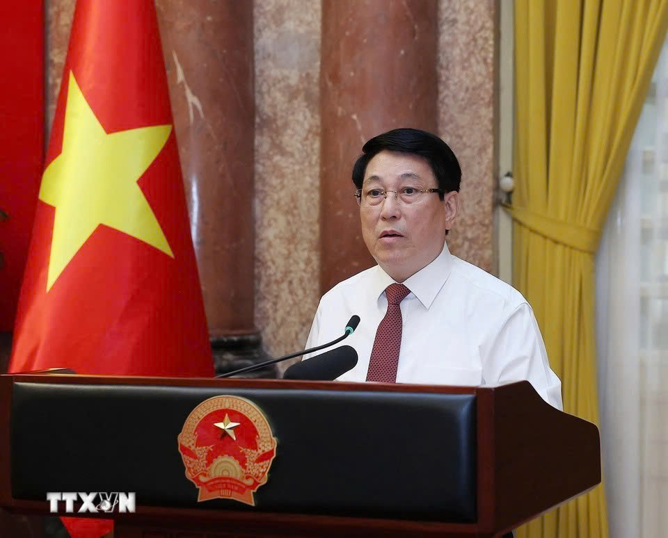 Chủ tịch nước Lương Cường gặp mặt, tuy&ecirc;n dương 150 nh&agrave; b&aacute;o ti&ecirc;u biểu- Ảnh 1.