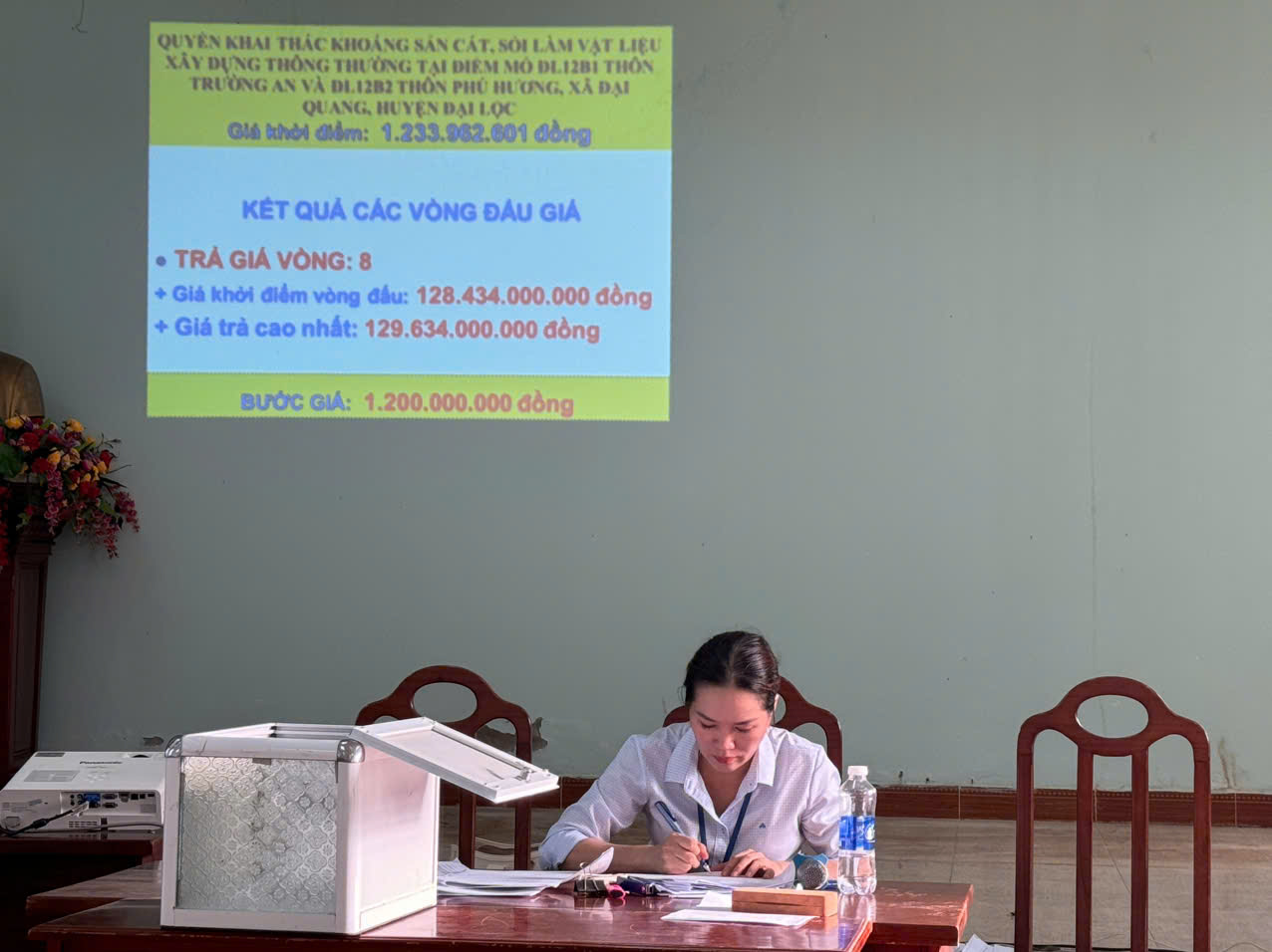 Quảng Nam: Đấu gi&aacute; 3 mỏ c&aacute;t khởi điểm hơn 12 tỷ đồng, sau phi&ecirc;n đấu tăng h&agrave;ng trăm tỷ đồng- Ảnh 1.