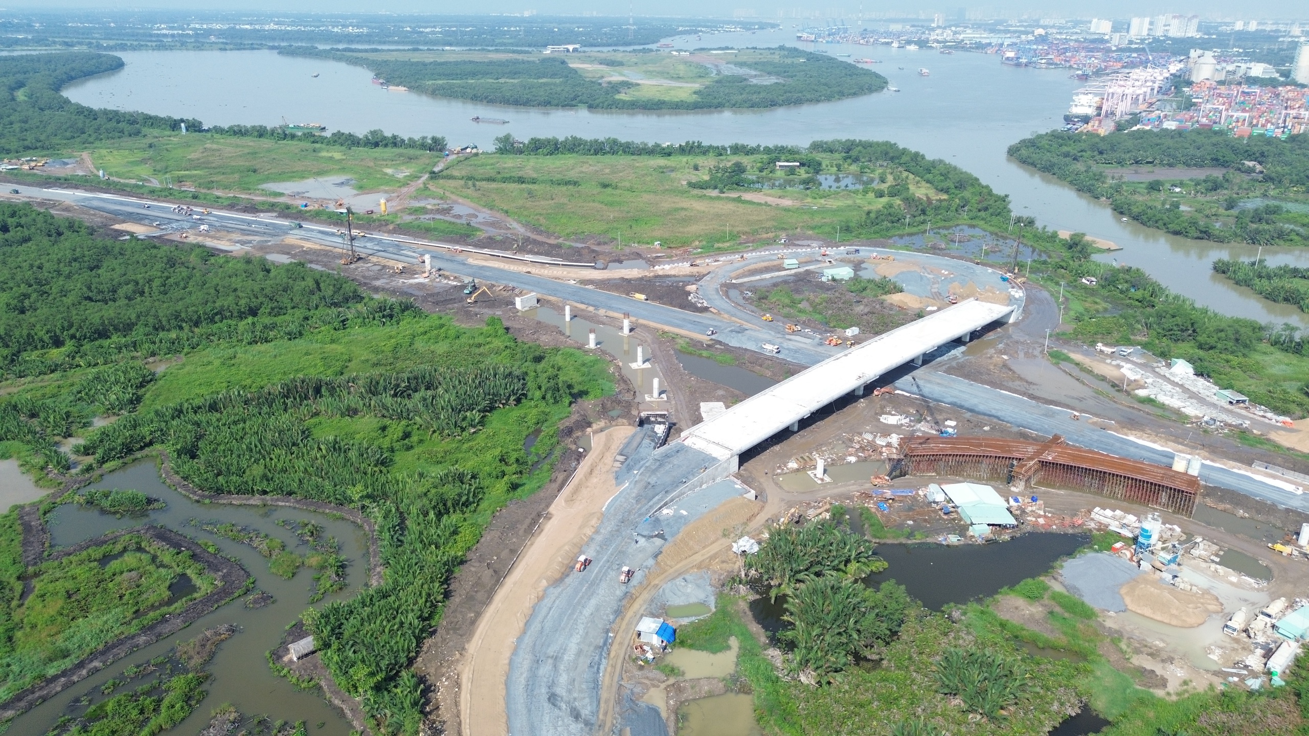 Thời tiết bất lợi, g&oacute;i thầu XL1 V&agrave;nh đai 3 TP.HCM phải "gồng" để đảm bảo tiến độ- Ảnh 1.