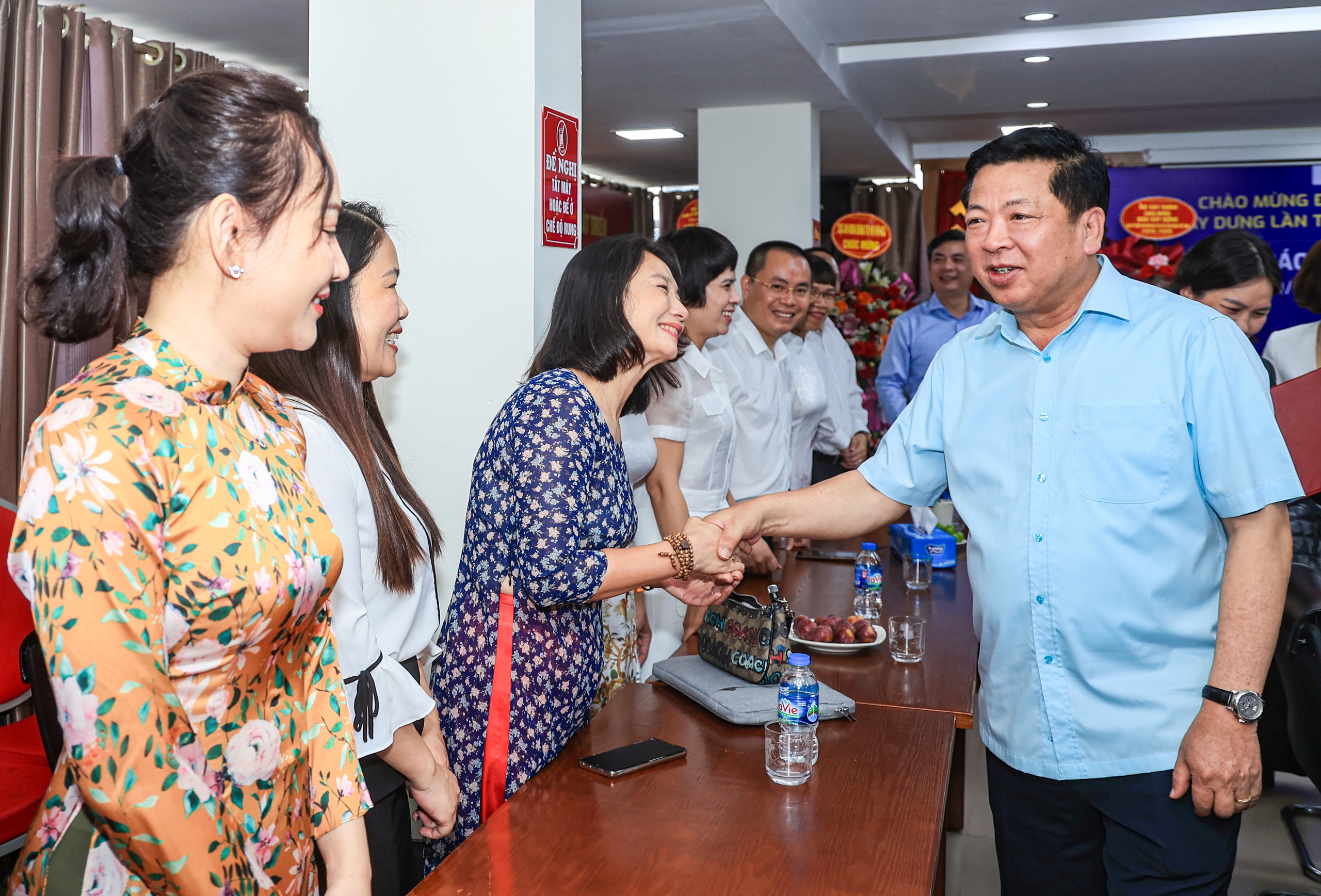 Bộ trưởng Trần Hồng Minh: Báo Xây dựng cần trên dưới đồng lòng, bút phải sắc, trí phải cao- Ảnh 4. Bộ trưởng Trần Hồng Minh: Báo Xây dựng cần trên dưới đồng lòng, bút phải sắc, trí phải cao- Ảnh 4.