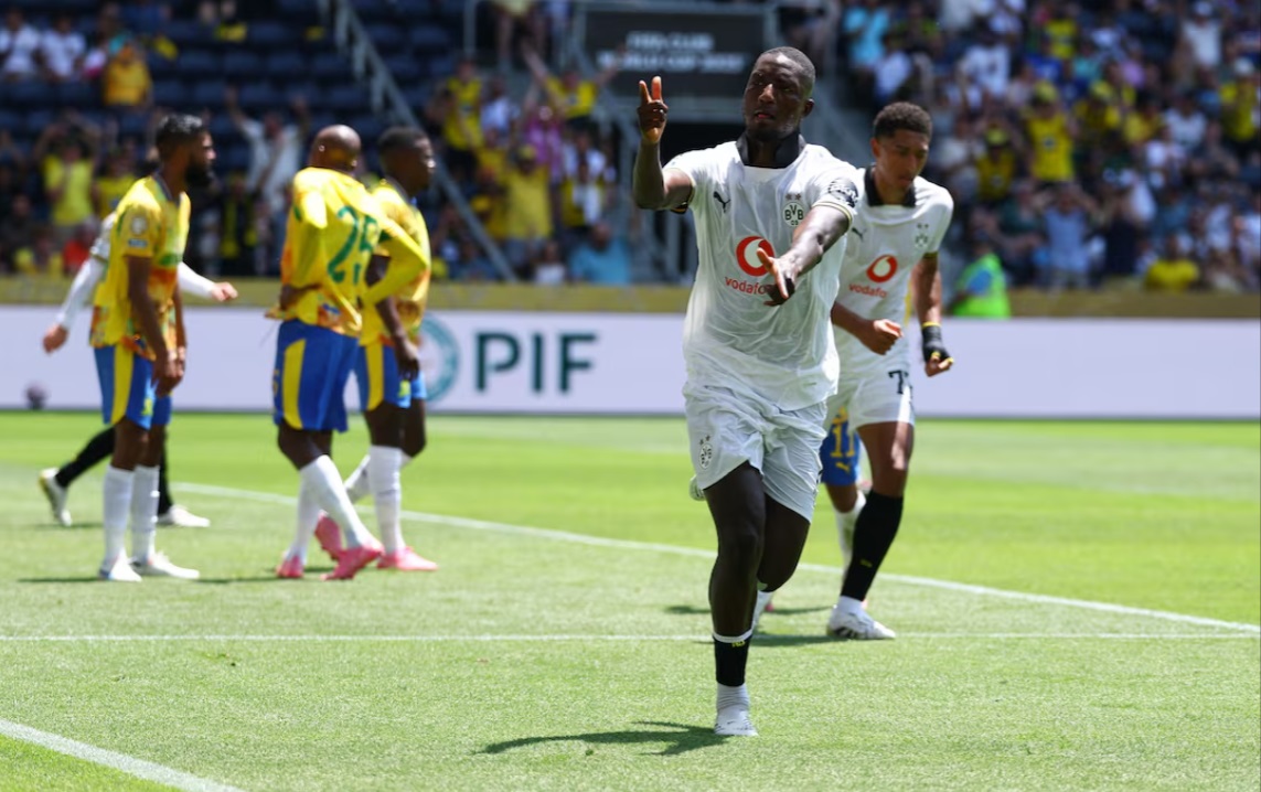 FIFA Club World Cup: Dortmund thắng nghẹt thở Sundown trong trận cầu 7 b&agrave;n thắng- Ảnh 1.