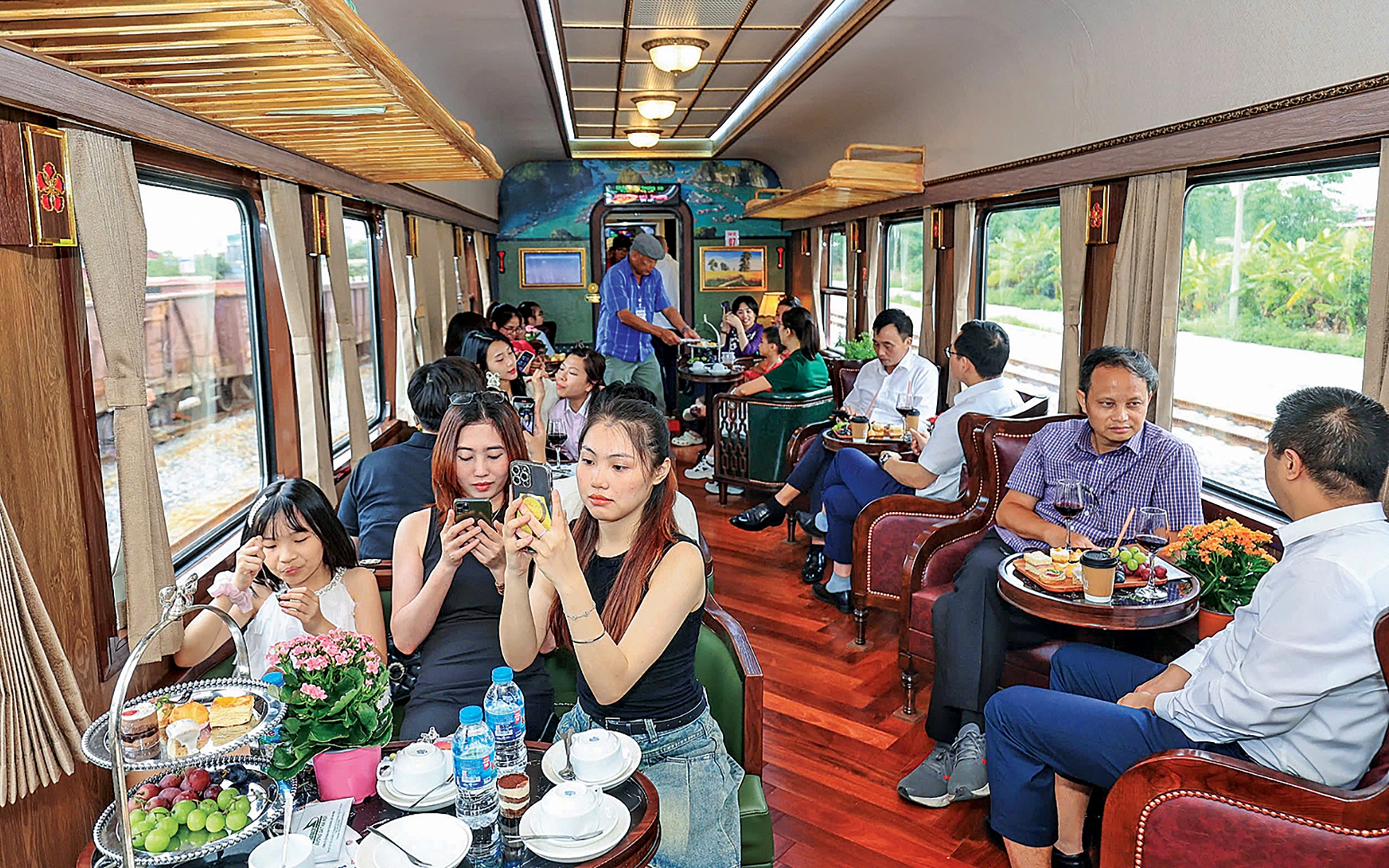 Mỗi chuyến t&agrave;u, một h&agrave;nh tr&igrave;nh văn h&oacute;a