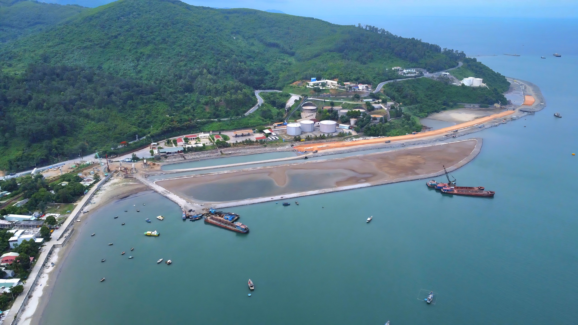 C&ocirc;ng bố quyết định th&agrave;nh lập khu Thương mại tự do Đ&agrave; Nẵng- Ảnh 2.