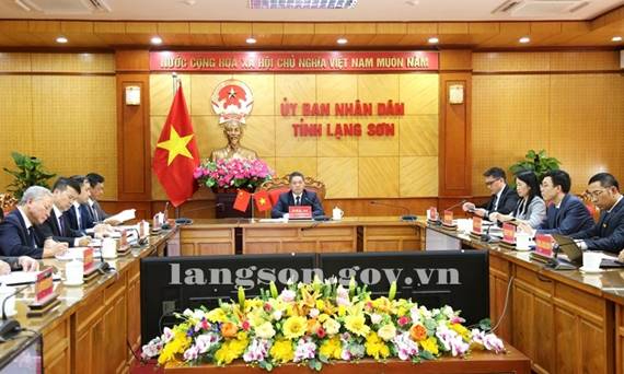 N&ocirc;ng sản v&agrave;o m&ugrave;a, lượng xe tăng nhưng cửa khẩu Lạng Sơn vẫn th&ocirc;ng suốt- Ảnh 2.