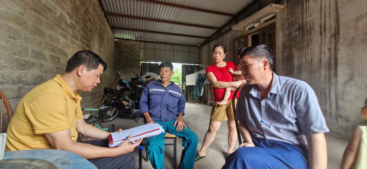 Hơn 100 người chia 3 ca bảo đảm tiến độ xây cầu Cẩm Lý- Ảnh 8. Hơn 100 người chia 3 ca bảo đảm tiến độ xây cầu Cẩm Lý- Ảnh 8.