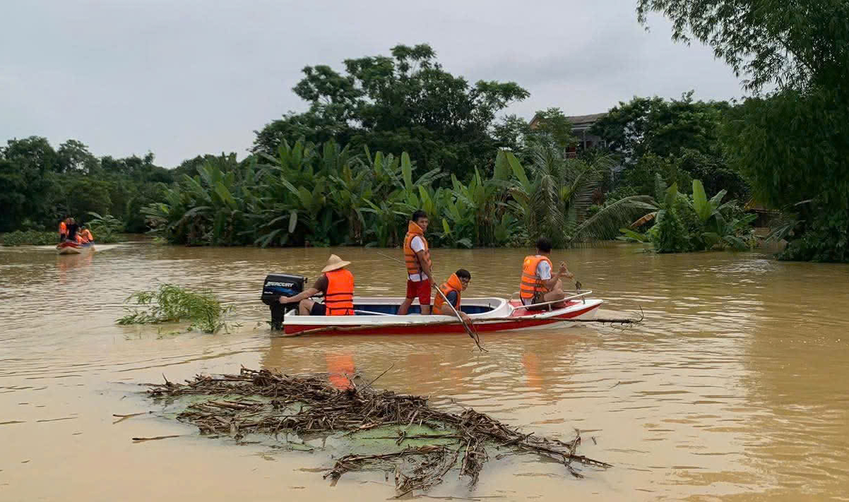 Th&aacute;i Nguy&ecirc;n: Một người bị nước lũ cuốn tr&ecirc;n phố v&agrave; tử vong- Ảnh 2.