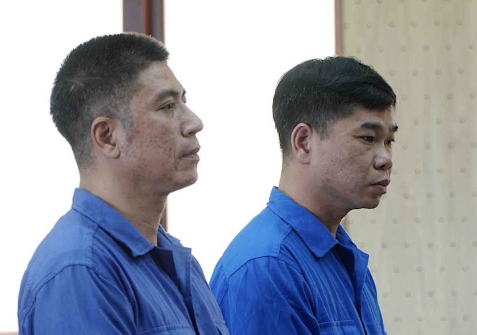 Làm giả giấy tờ đất chiếm đoạt hơn 181 tỷ đồng, hai bị cáo lĩnh tổng cộng 13 năm tù- Ảnh 1. Làm giả giấy tờ đất chiếm đoạt hơn 181 tỷ đồng, hai bị cáo lĩnh tổng cộng 13 năm tù- Ảnh 1.