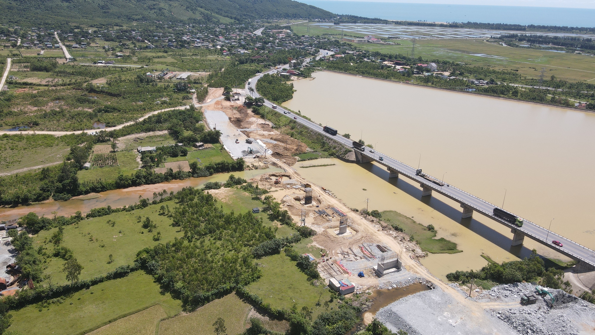 Phấn đấu thông hầm Đèo Ngang giữa tháng 7- Ảnh 7. Phấn đấu thông hầm Đèo Ngang giữa tháng 7- Ảnh 7.