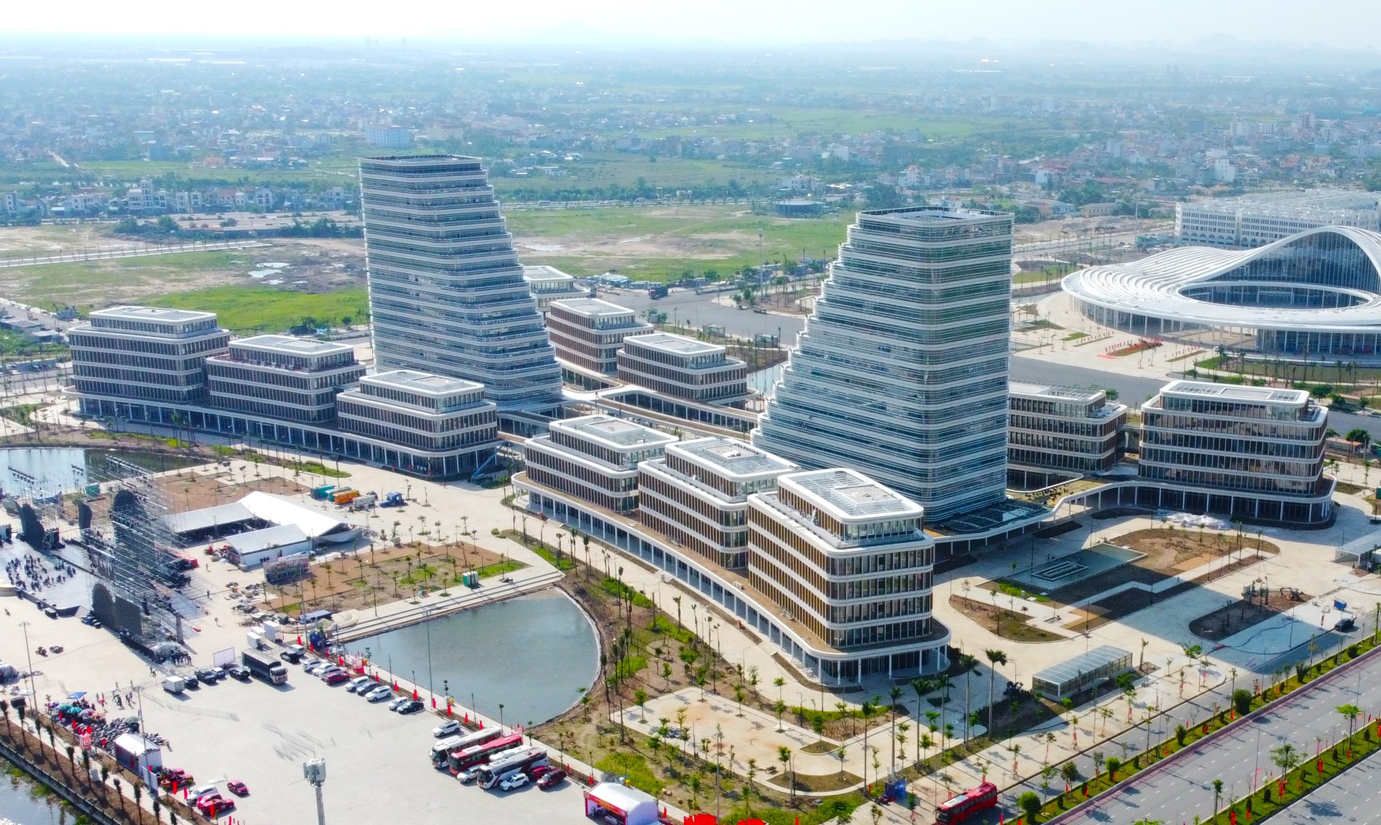 Hải Dương đề xuất hỗ trợ 5,1 triệu đồng/th&aacute;ng cho c&aacute;n bộ đến Hải Ph&ograve;ng l&agrave;m việc- Ảnh 1.