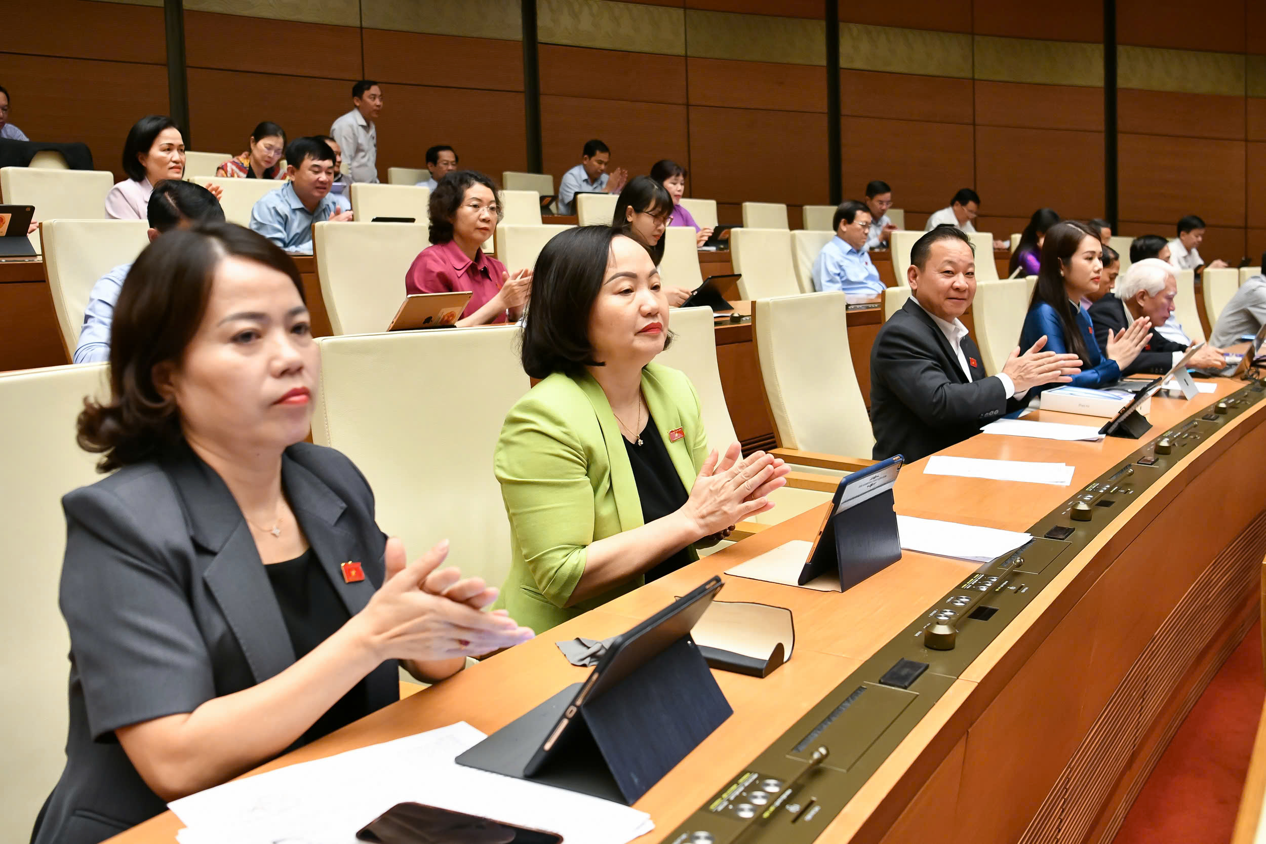 Văn bản quy phạm ph&aacute;p luật do cấp huyện ban h&agrave;nh c&oacute; hiệu lực đến hết th&aacute;ng 2/2027- Ảnh 1.