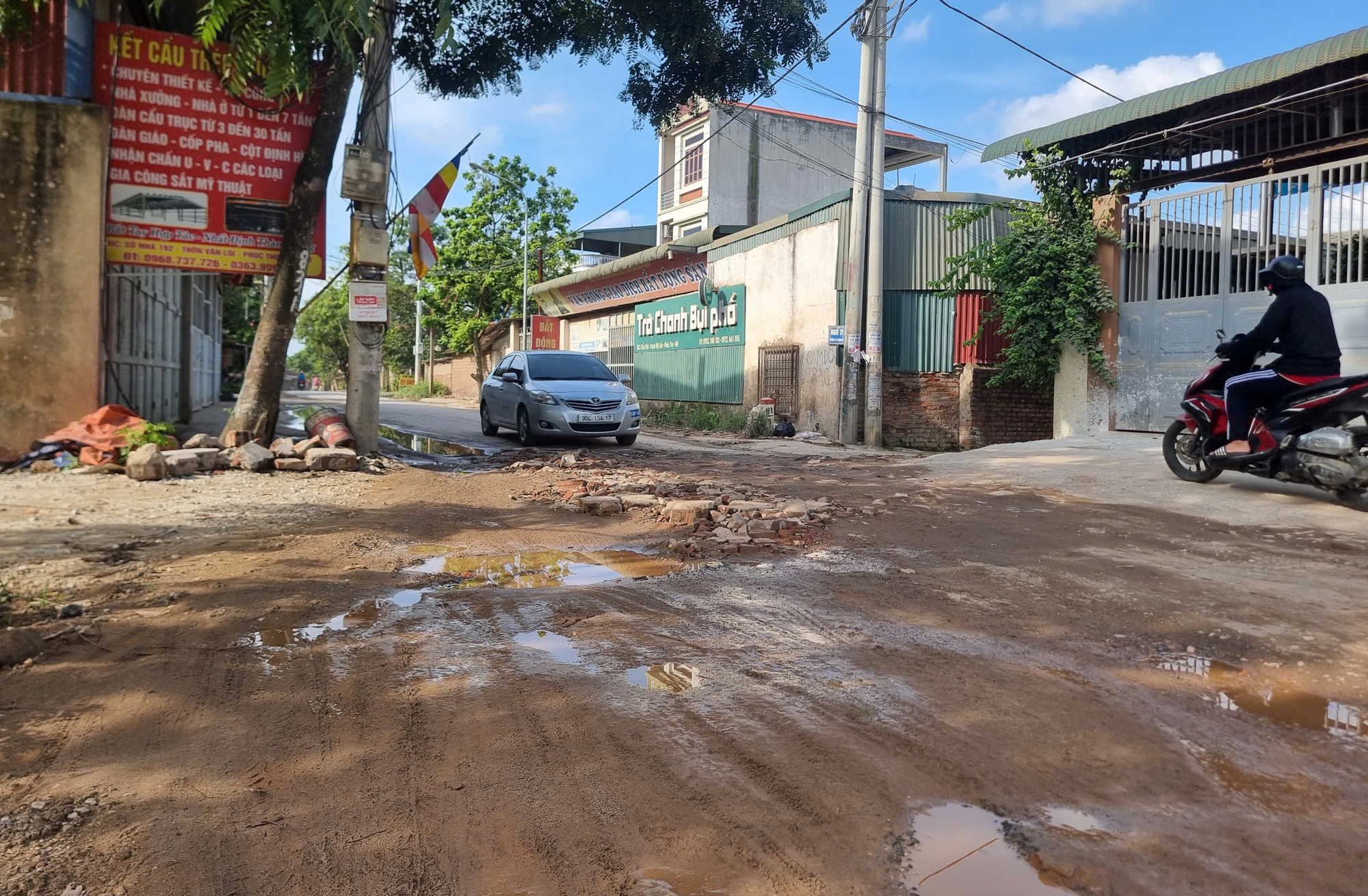 H&agrave; Nội: Nhiều điểm m&ugrave; g&acirc;y mất an to&agrave;n giao th&ocirc;ng tr&ecirc;n tỉnh lộ 418- Ảnh 2.