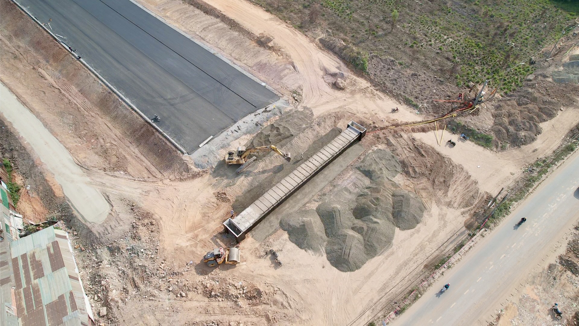 Đồng Nai: 14 mỏ đủ điều kiện tăng c&ocirc;ng suất khai th&aacute;c để cung cấp đ&aacute; cho c&aacute;c si&ecirc;u dự &aacute;n- Ảnh 2.