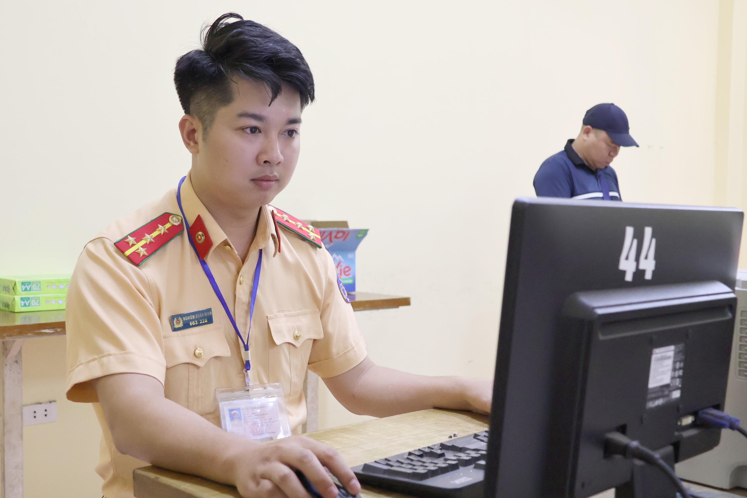 CSGT H&agrave; Nội bắt đầu tổ chức s&aacute;t hạch bằng l&aacute;i xe m&aacute;y- Ảnh 4.