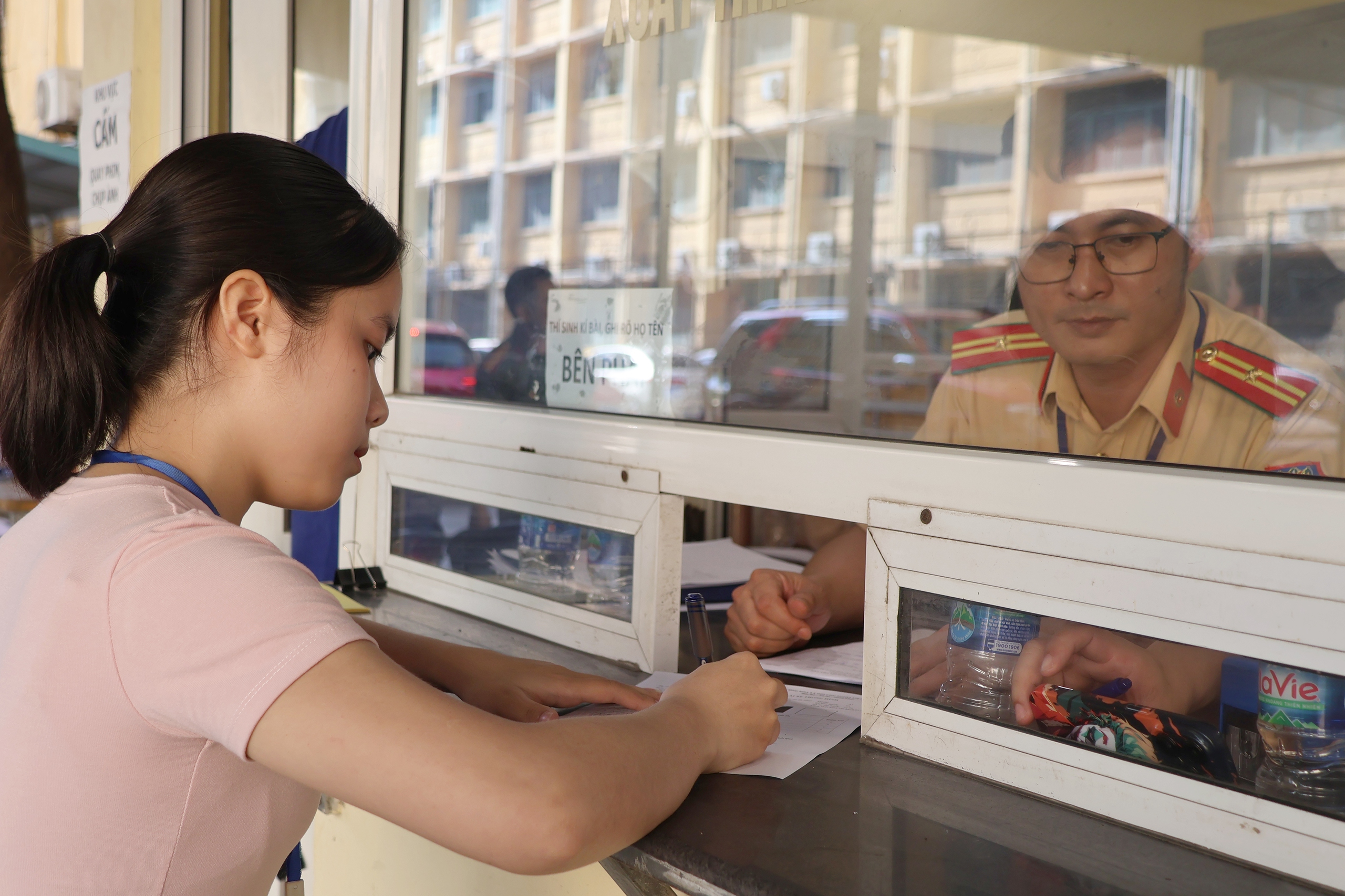 CSGT H&agrave; Nội bắt đầu tổ chức s&aacute;t hạch bằng l&aacute;i xe m&aacute;y- Ảnh 14.