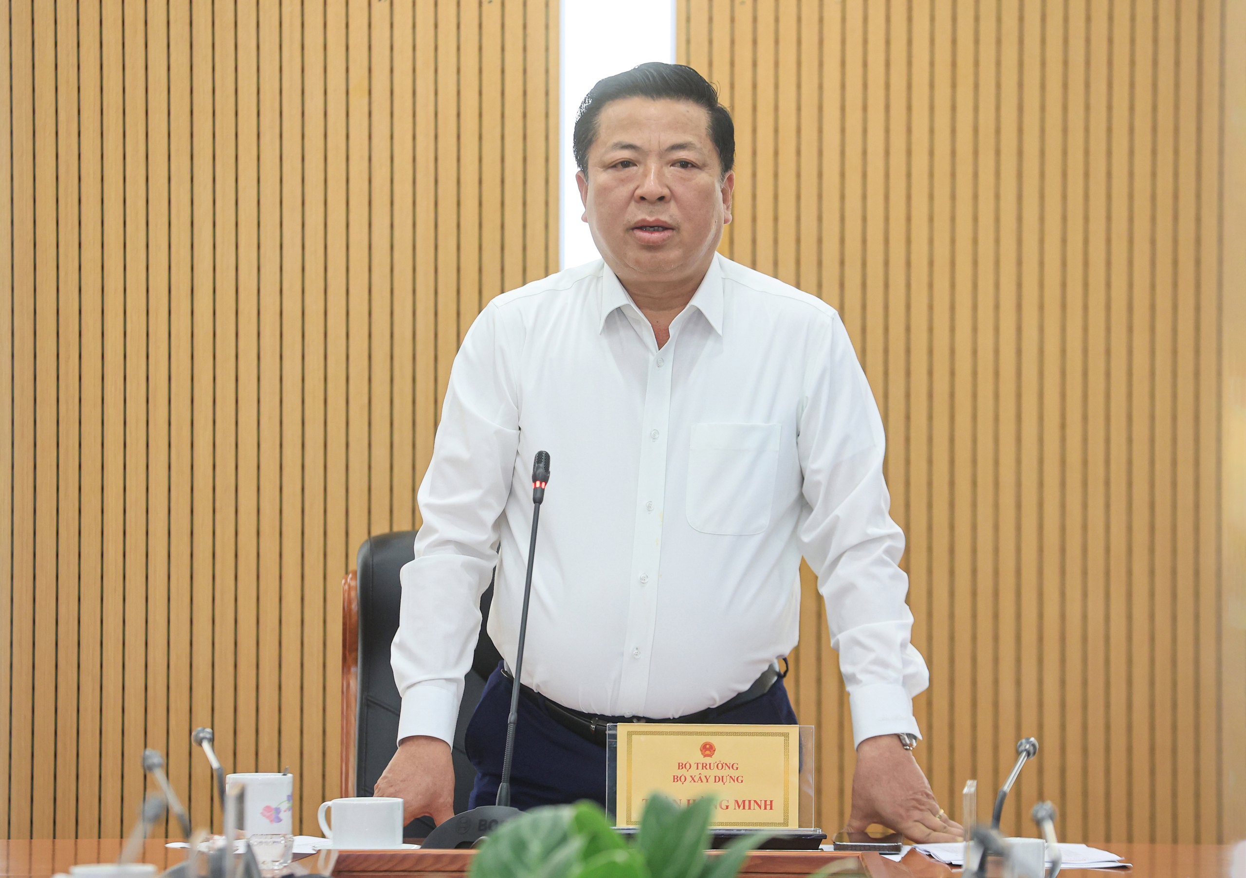 Th&aacute;o gỡ vướng mắc, đảm bảo 19/12 khởi c&ocirc;ng dự &aacute;n đường sắt L&agrave;o Cai-H&agrave; Nội-Hải Ph&ograve;ng- Ảnh 1.