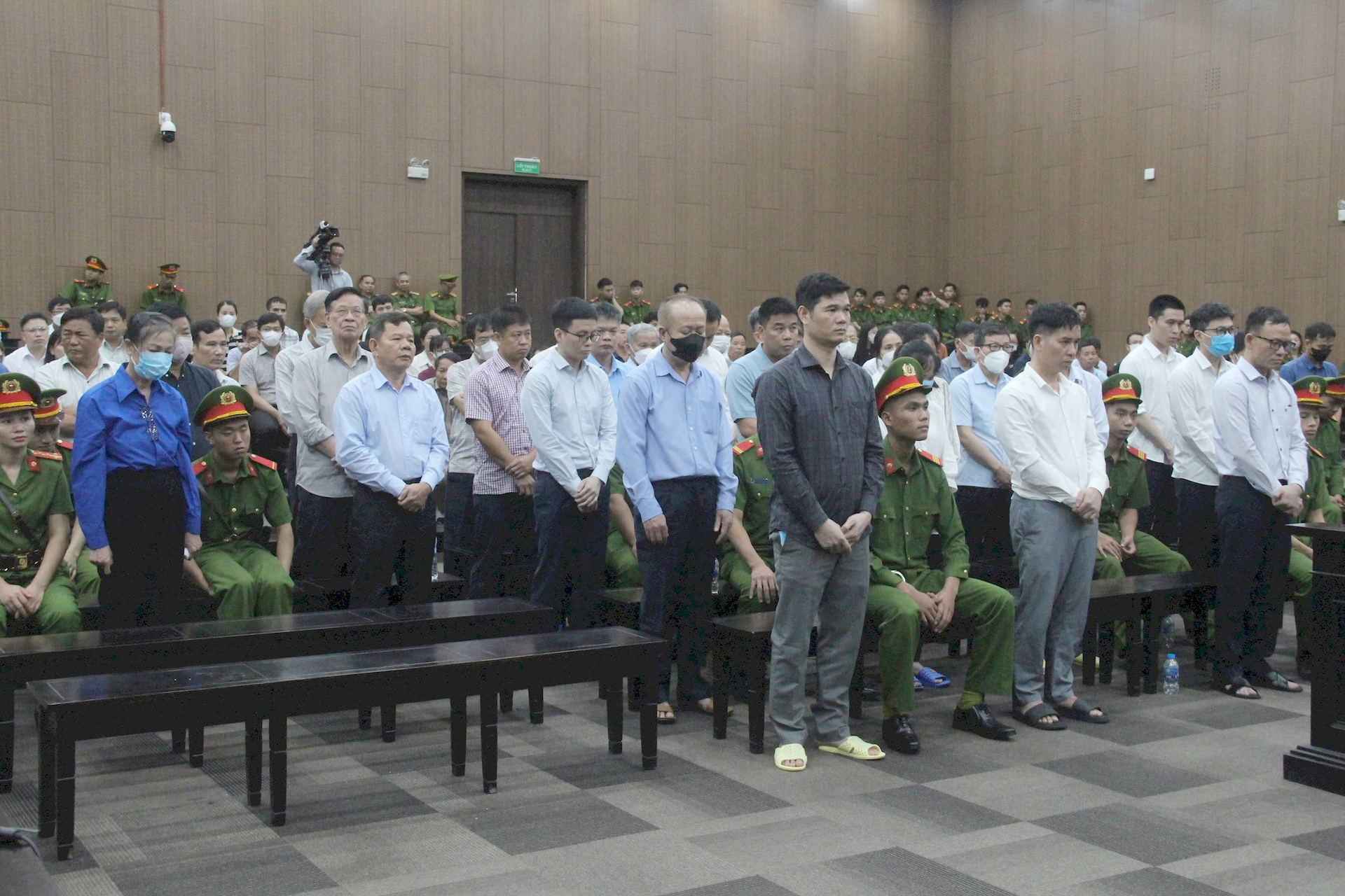 Khối t&agrave;i sản của chủ Tập đo&agrave;n Ph&uacute;c Sơn c&oacute; những g&igrave; khi bị y&ecirc;u cầu khắc phục 1.164 tỷ đồng?- Ảnh 3.