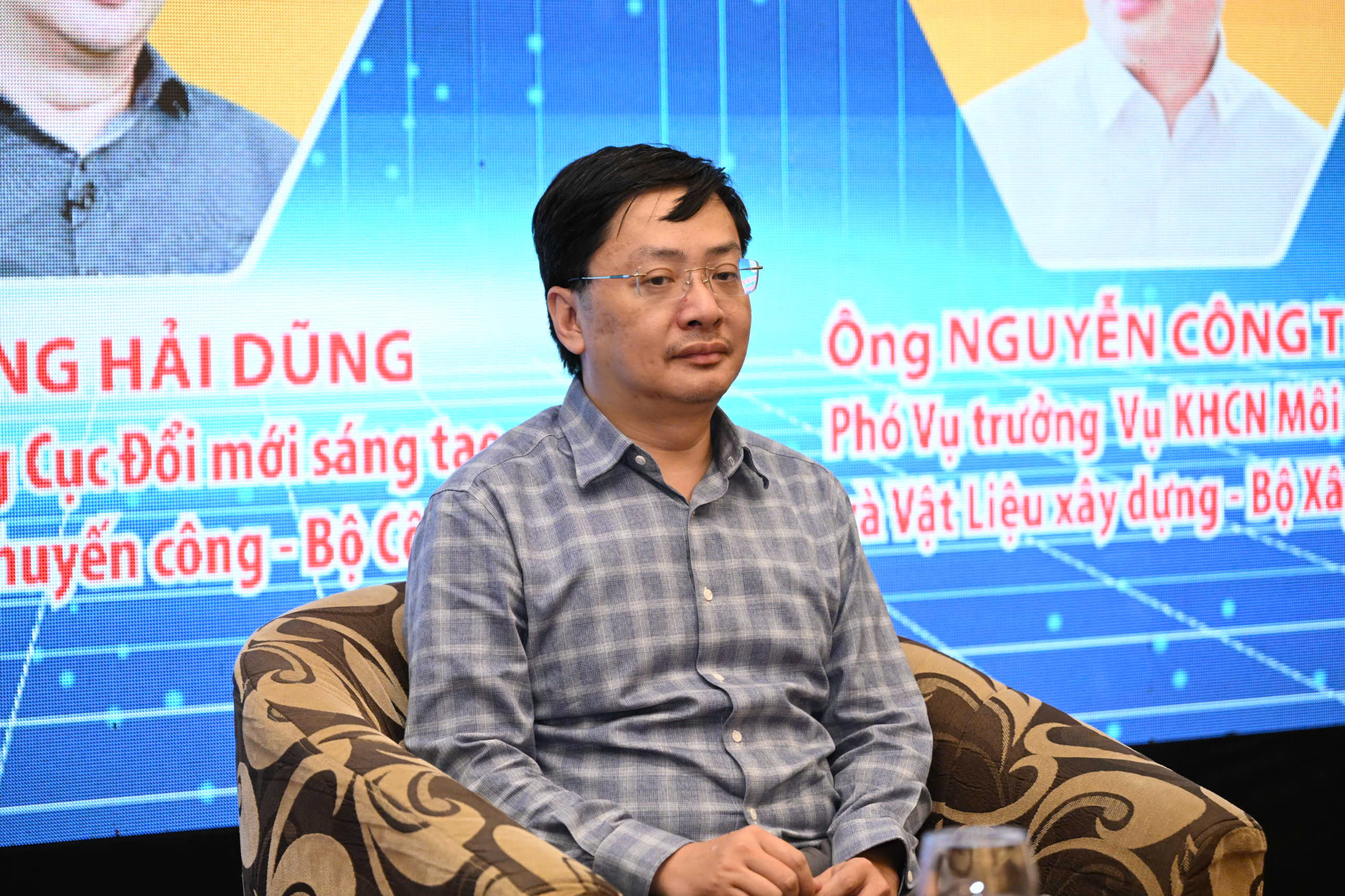 Giảm &aacute;p lực cung ứng điện nhờ sử dụng năng lượng tiết kiệm v&agrave; hiệu quả- Ảnh 2.