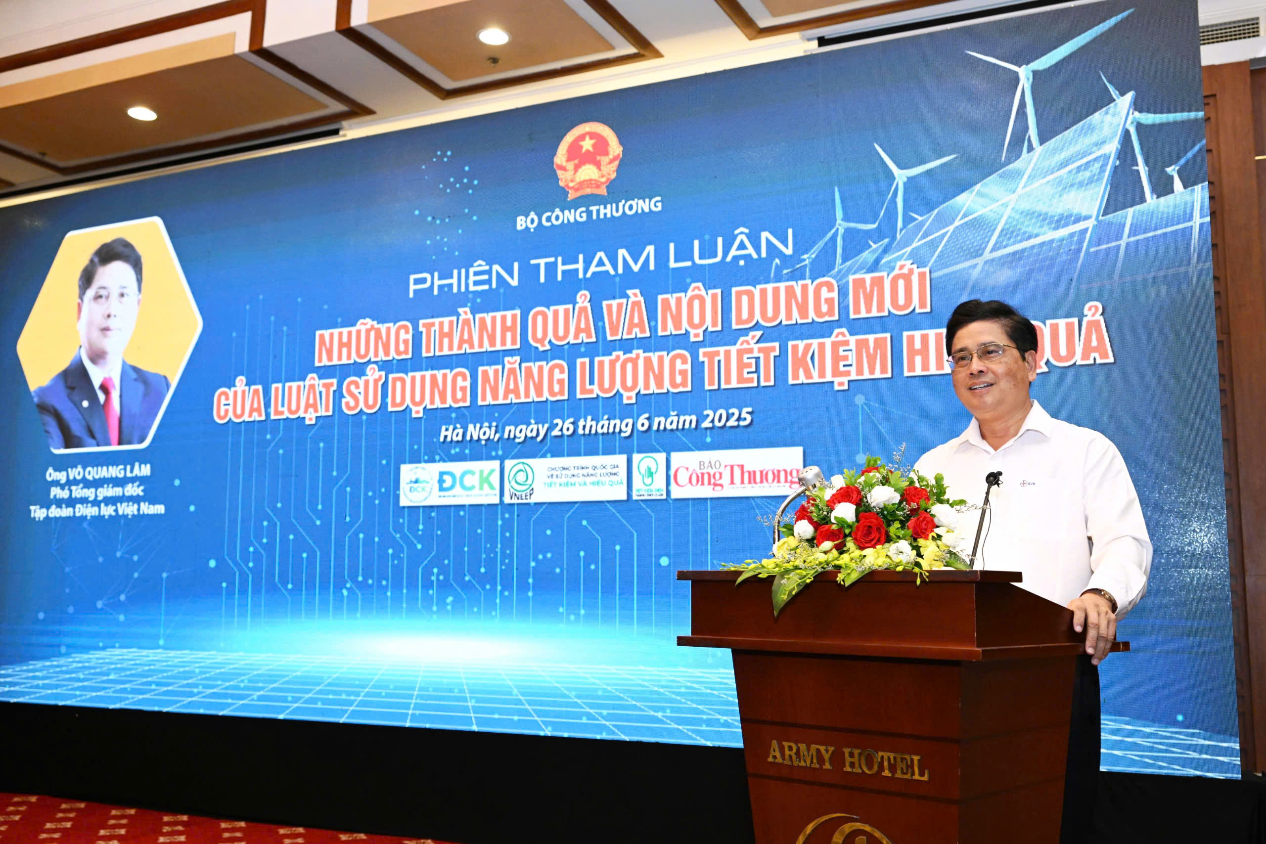 Giảm &aacute;p lực cung ứng điện nhờ sử dụng năng lượng tiết kiệm v&agrave; hiệu quả- Ảnh 1.