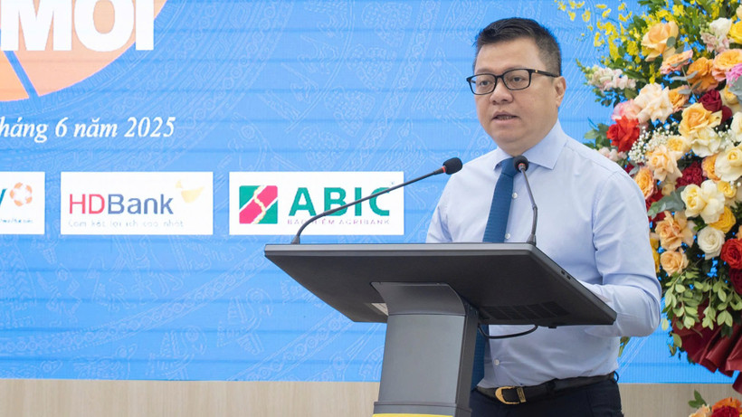 Ảnh có sự can thiệp của AI sẽ bị loại khỏi cuộc thi “Việt Nam trên hành trình đổi mới"- Ảnh 1. Ảnh có sự can thiệp của AI sẽ bị loại khỏi cuộc thi “Việt Nam trên hành trình đổi mới"- Ảnh 1.