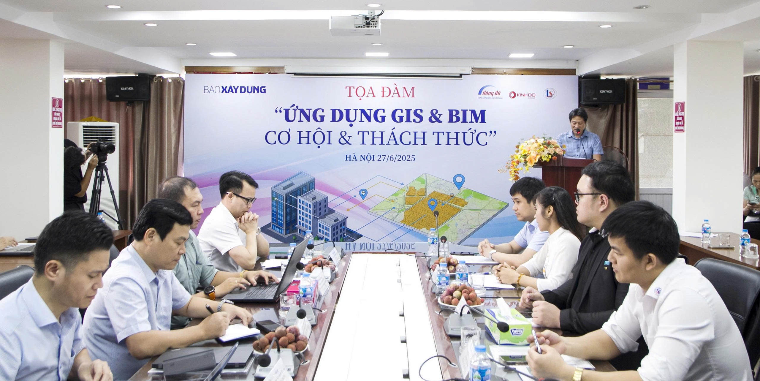 Tọa đ&agrave;m &ldquo;Ứng dụng GIS v&agrave; BIM - cơ hội v&agrave; th&aacute;ch thức?&rdquo;- Ảnh 1.
