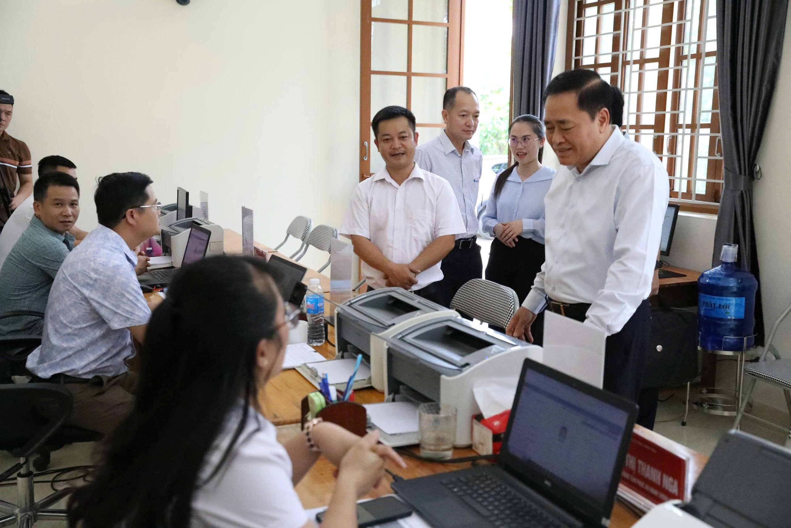 Lạng Sơn: Ho&agrave;n th&agrave;nh thử nghiệm hoạt động ch&iacute;nh quyền cấp x&atilde; mới- Ảnh 1.