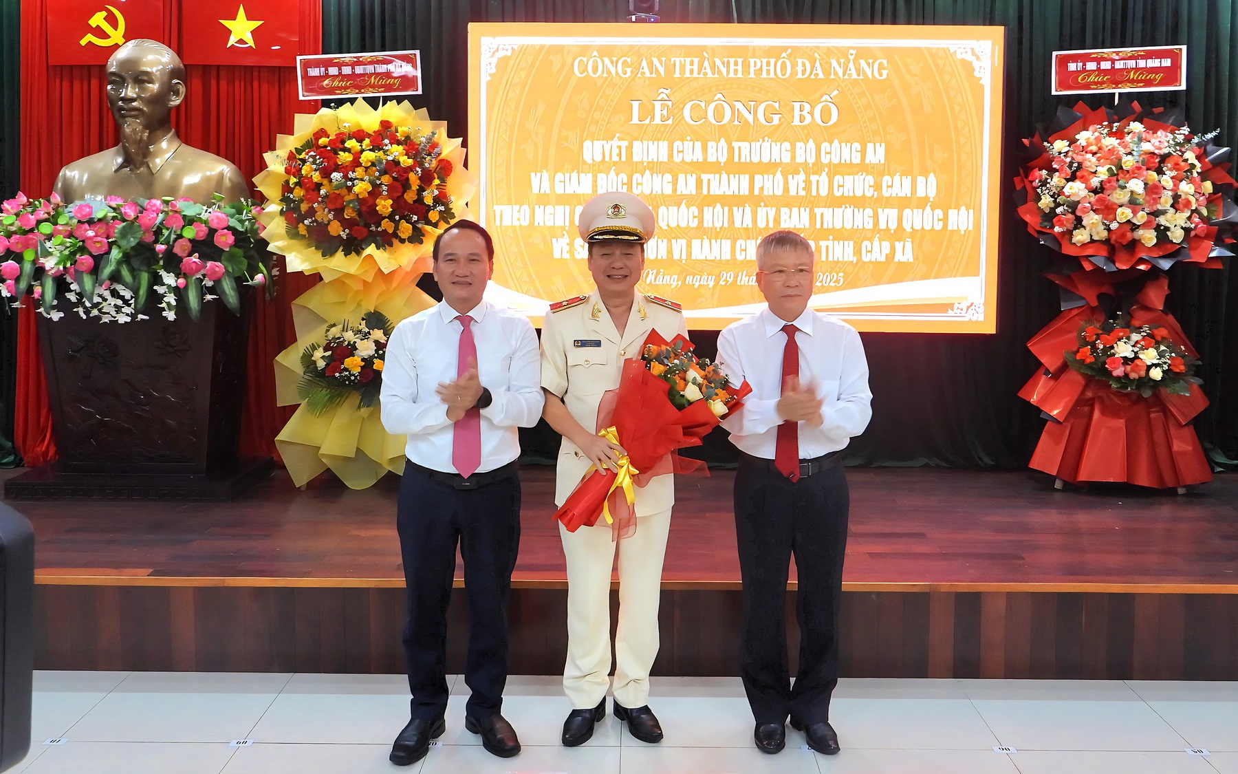 Thiếu tướng Nguyễn Hữu Hợp l&agrave;m Gi&aacute;m đốc C&ocirc;ng an Đ&agrave; Nẵng