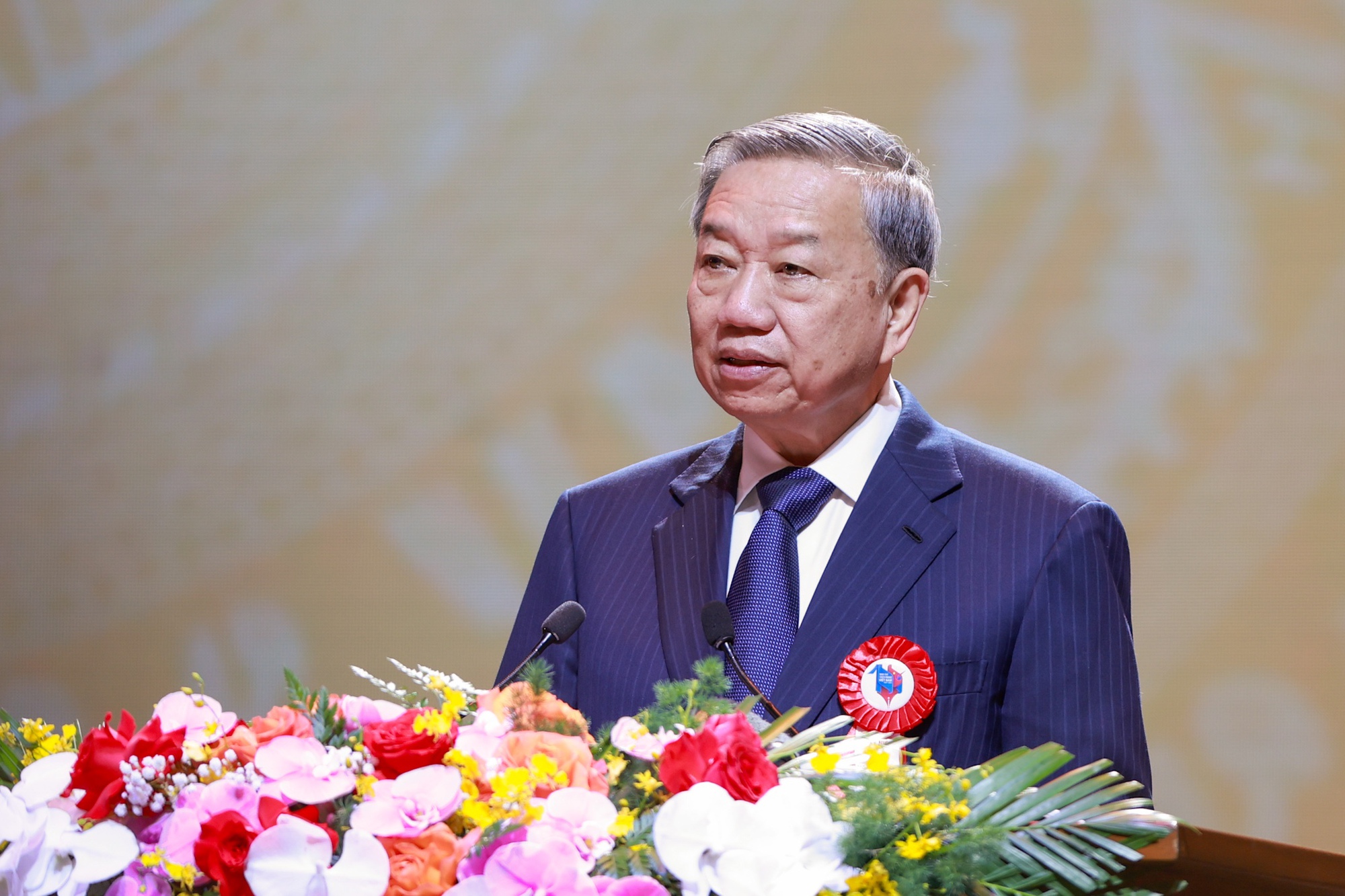 To&agrave;n văn b&agrave;i viết "Sức mạnh của đo&agrave;n kết" của Tổng B&iacute; thư T&ocirc; L&acirc;m- Ảnh 1.