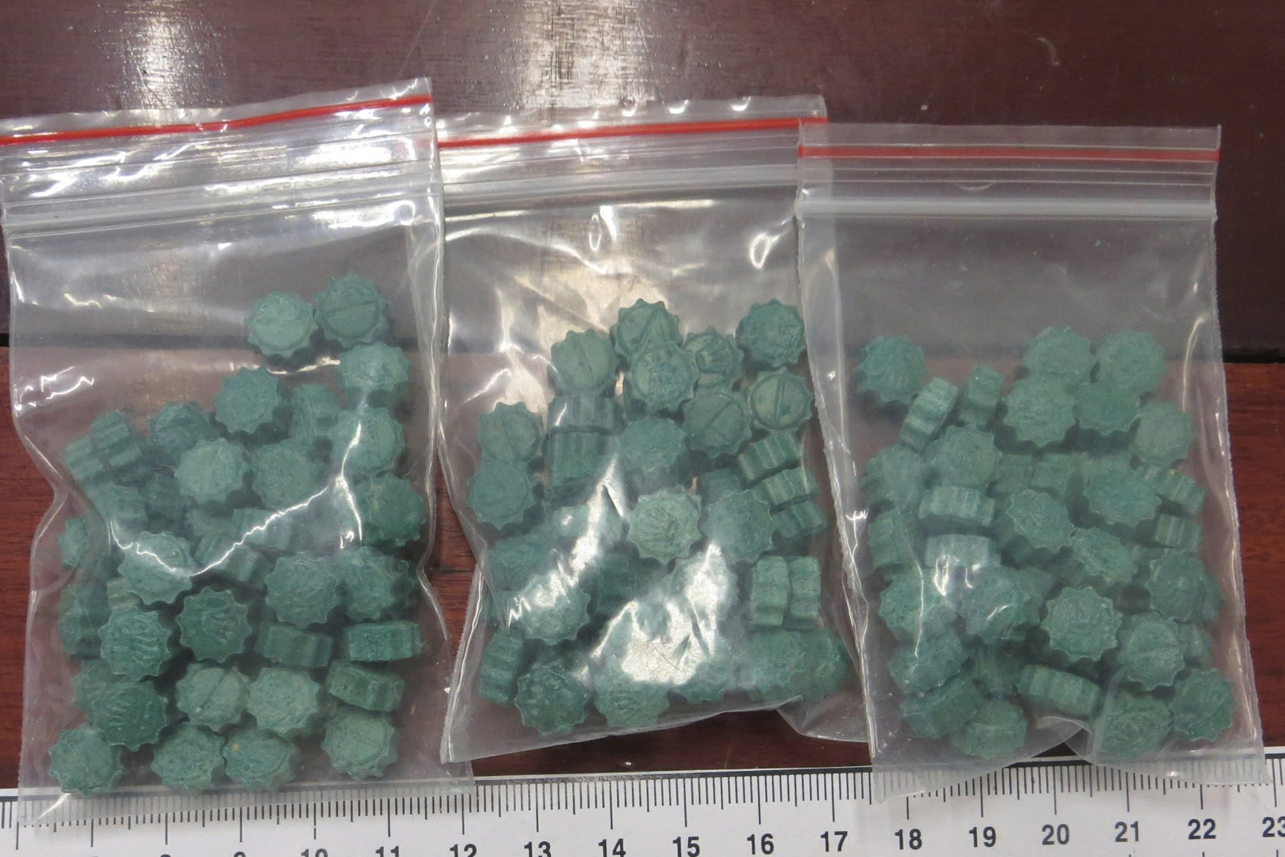 Cần Thơ: Bắt 10 đối tượng, thu giữ gần 2,7kg ma t&uacute;y, 1 khẩu s&uacute;ng- Ảnh 5.