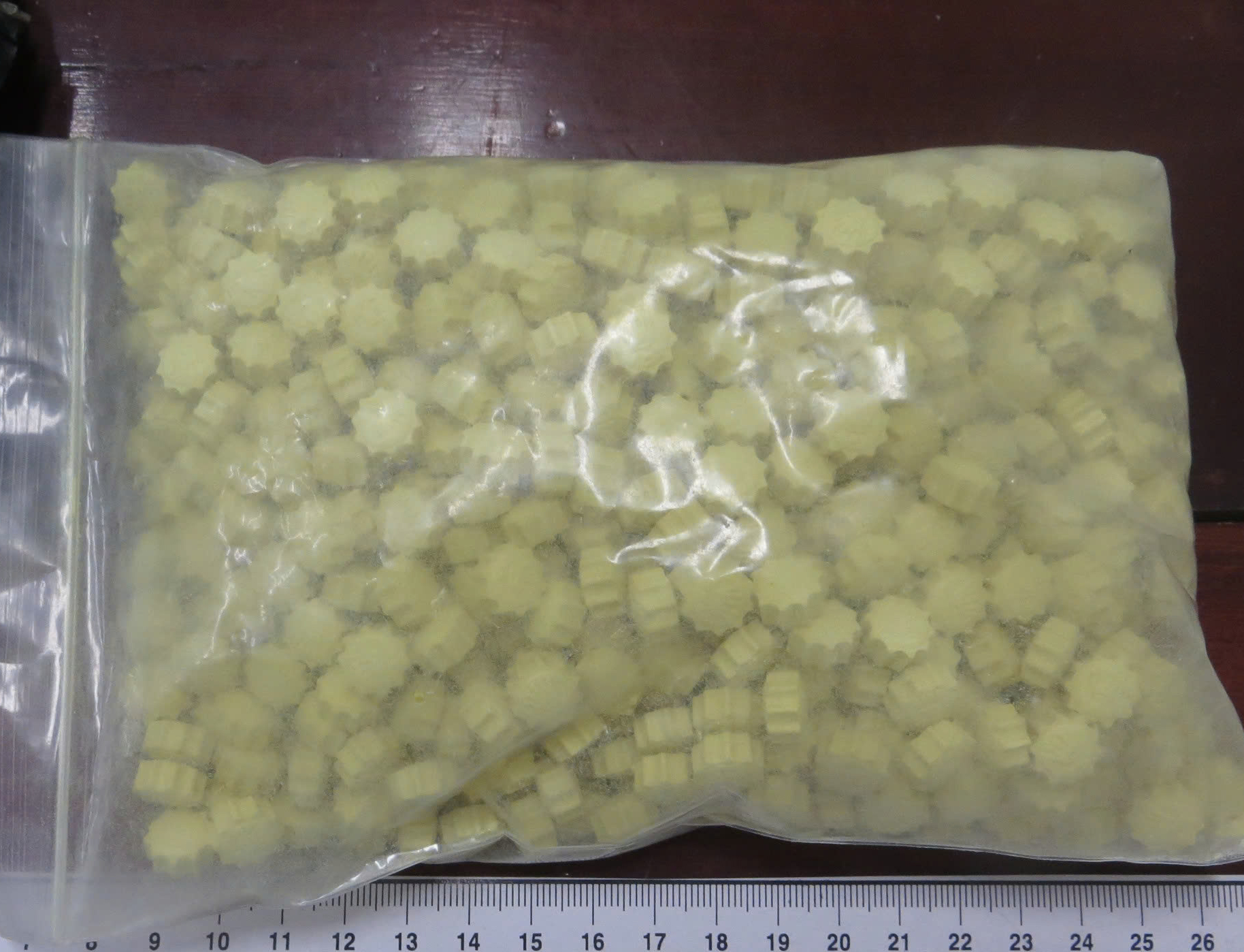 Cần Thơ: Bắt 10 đối tượng, thu giữ gần 2,7kg ma t&uacute;y, 1 khẩu s&uacute;ng- Ảnh 9.