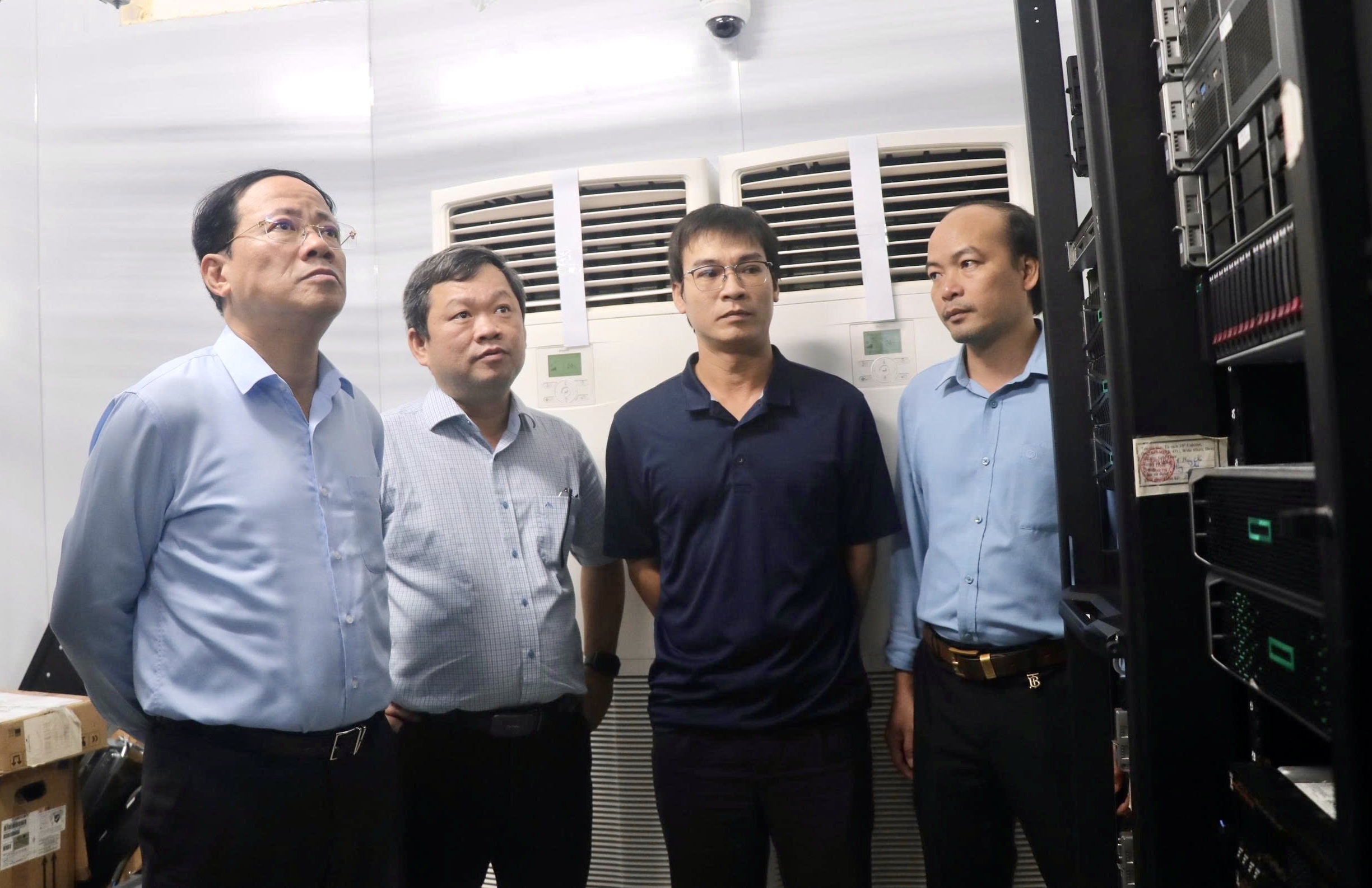 Trong thời khắc lịch sử 1/7, bộ m&aacute;y ch&iacute;nh quyền số phải vận h&agrave;nh th&ocirc;ng suốt- Ảnh 2.