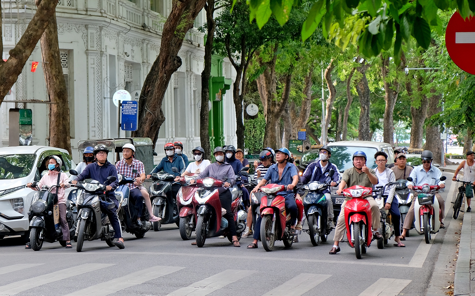 Kiểm định kh&iacute; thải xe m&aacute;y: Cần thiết nhưng c&oacute; cấp thiết?