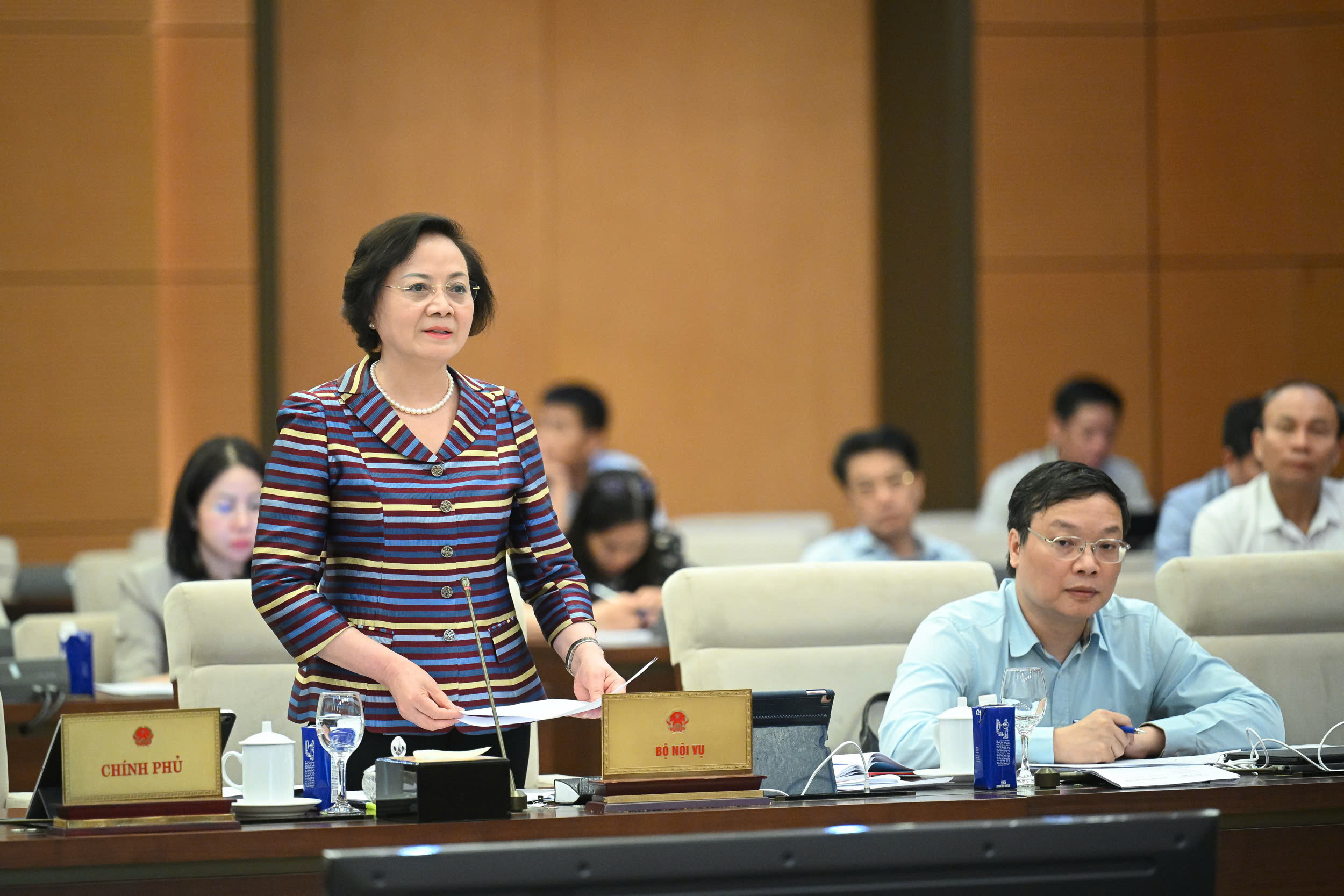 Đề xuất k&yacute; hợp đồng với doanh nh&acirc;n ti&ecirc;u biểu l&agrave;m nhiệm vụ c&ocirc;ng chức l&atilde;nh đạo- Ảnh 1.