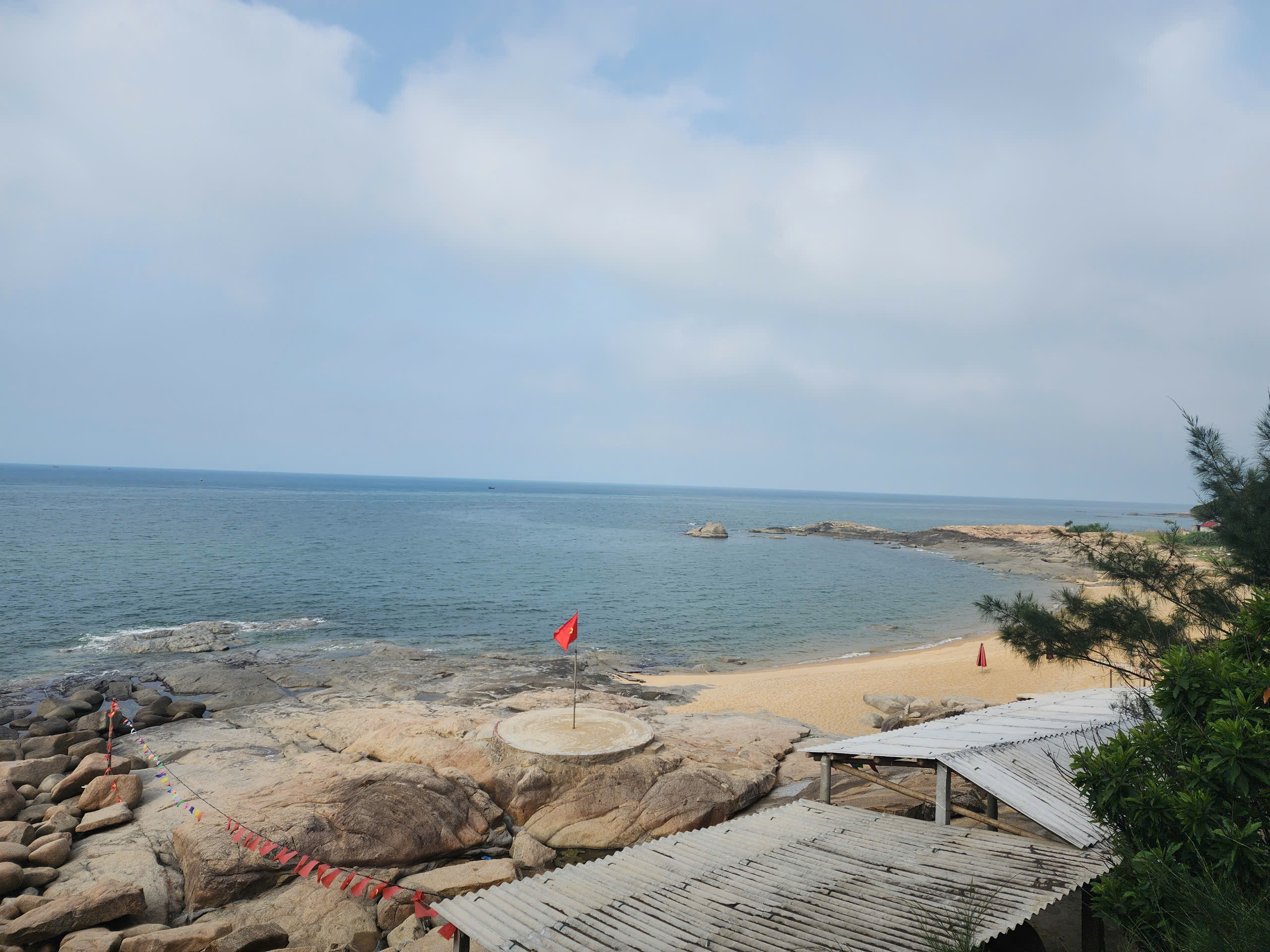 Vì sao tuyến đường ven biển đẹp nhất Hà Tĩnh vắng bóng du khách?- Ảnh 6. Vì sao tuyến đường ven biển đẹp nhất Hà Tĩnh vắng bóng du khách?- Ảnh 6.