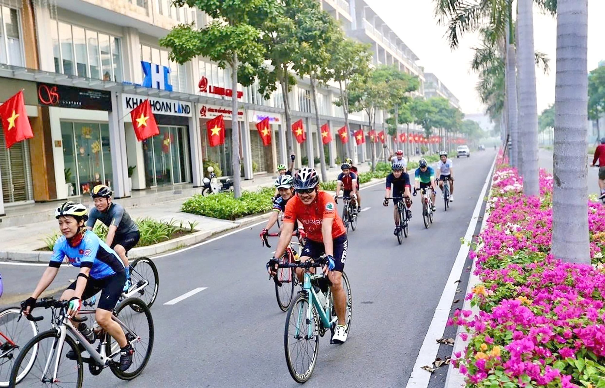 Xe đạp thể thao ng&agrave;y c&agrave;ng được ưa chuộng- Ảnh 1.