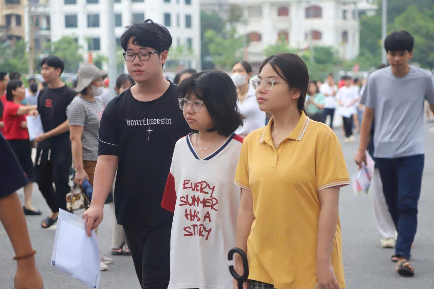 H&agrave; Nội c&oacute; 201 điểm thi v&agrave;o lớp 10, th&iacute; sinh cần lưu &yacute; đến đ&uacute;ng địa điểm v&agrave; thời gian- Ảnh 1.